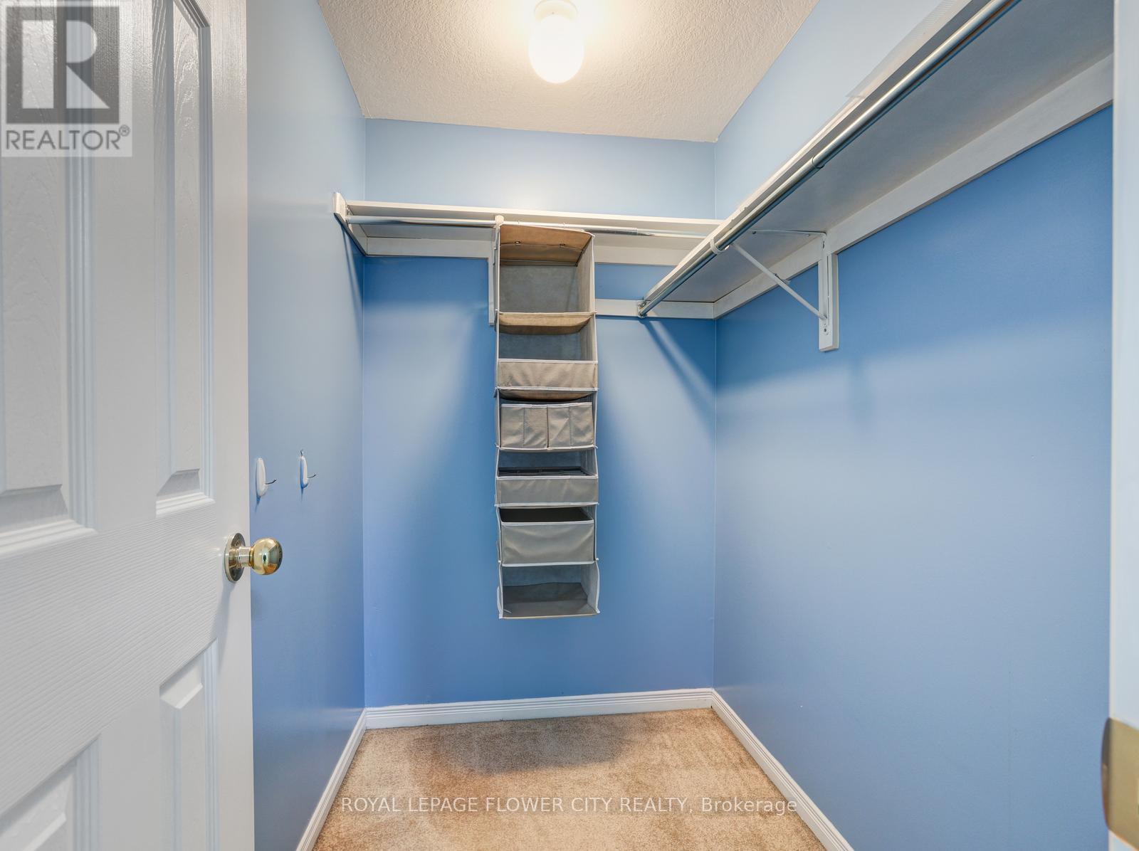 128 Donnenwerth Drive, Kitchener, Ontario  N2E 4C8 - Photo 38 - X12922954