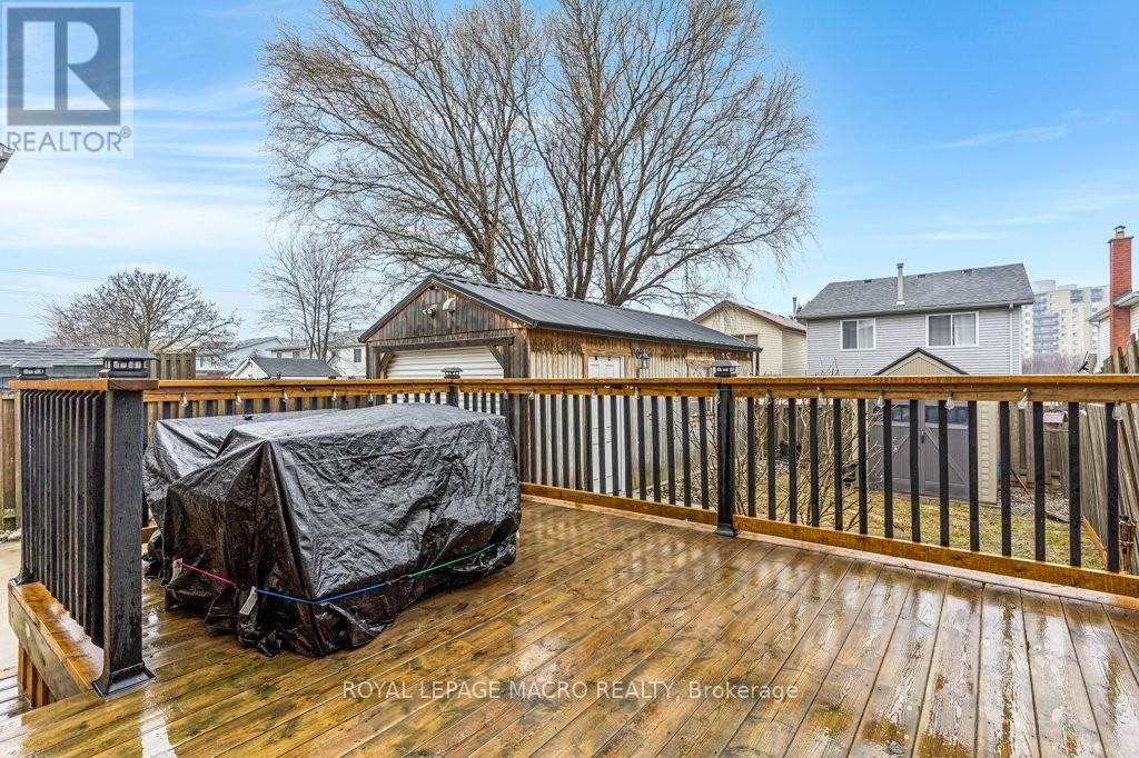 872 Elgin Street N, Waterloo, Ontario  N1R 8C2 - Photo 18 - X12922970