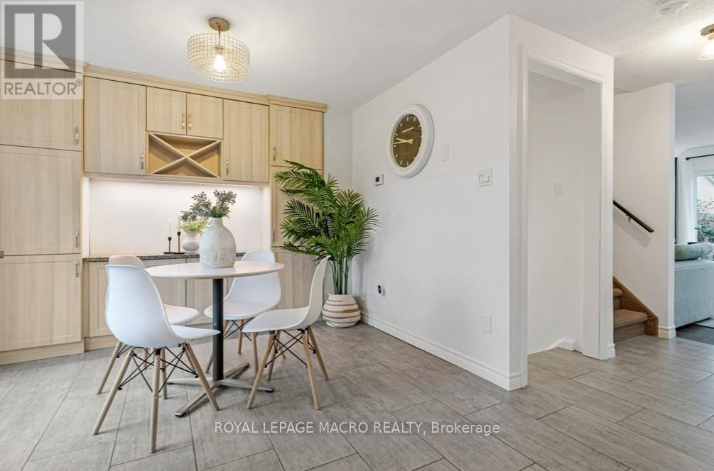 872 Elgin Street N, Waterloo, Ontario  N1R 8C2 - Photo 6 - X12922970