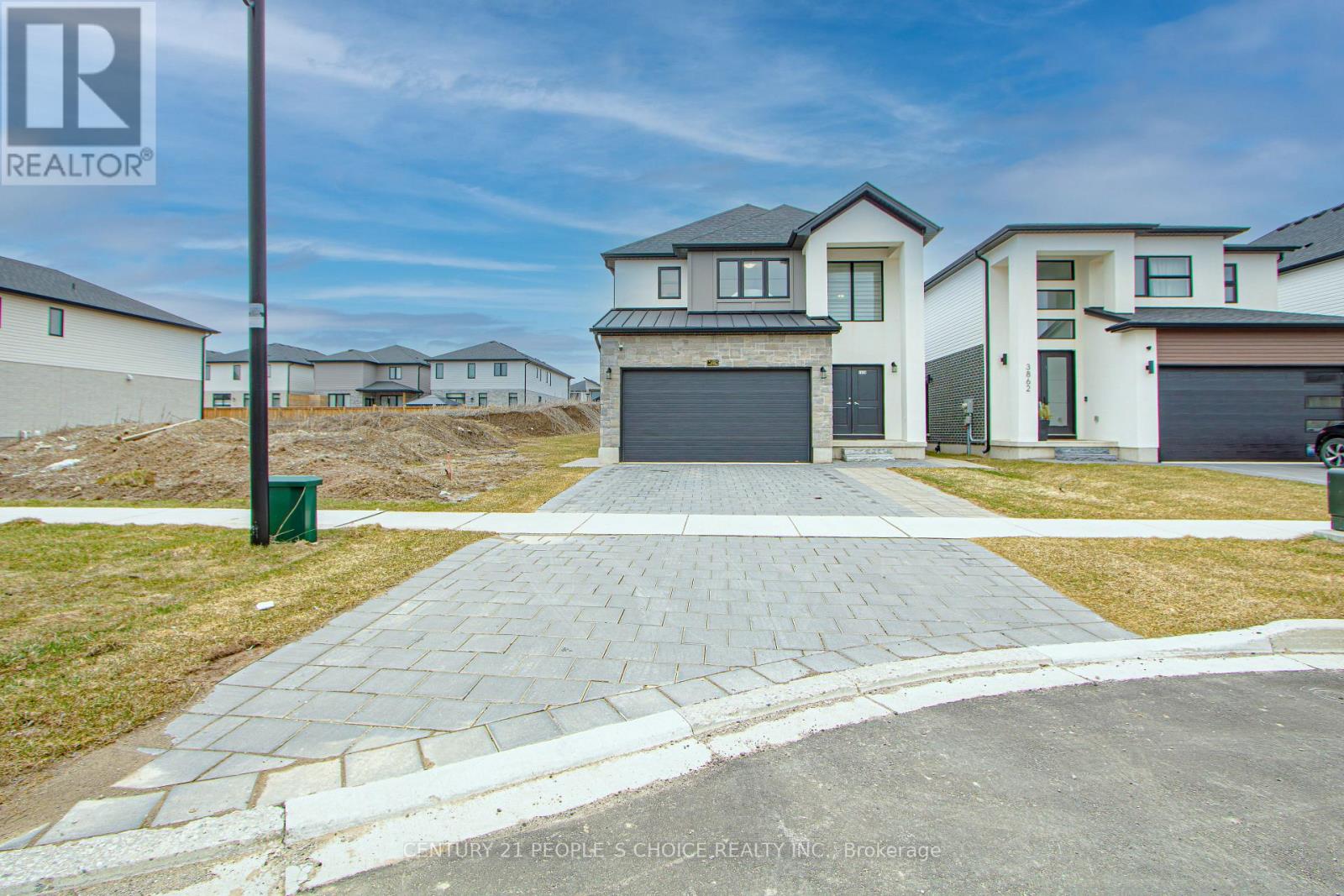 3858 CAMPBELL STREET N, London South, Ontario