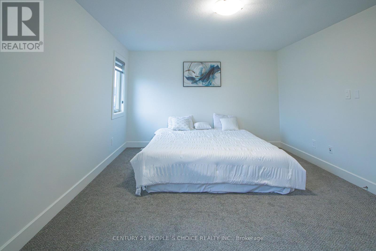 Photo 13 of 34 for 3858 Campbell Street N