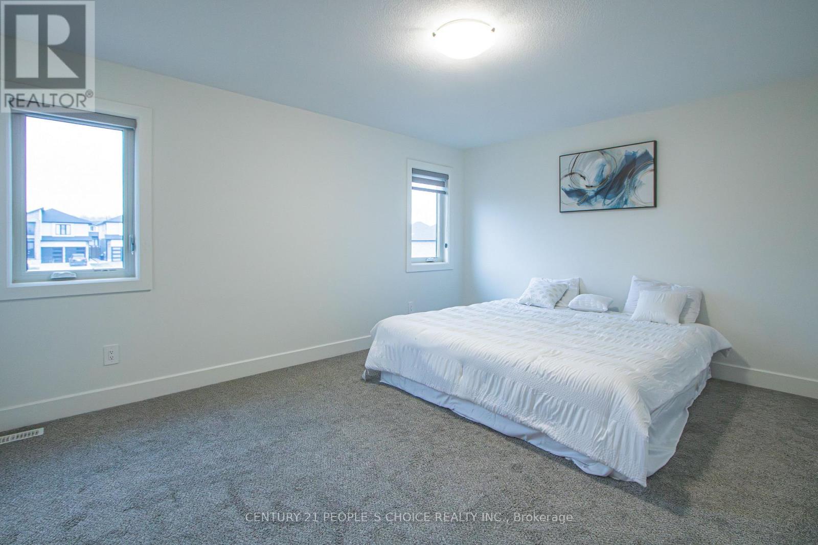 Photo 14 of 34 for 3858 Campbell Street N