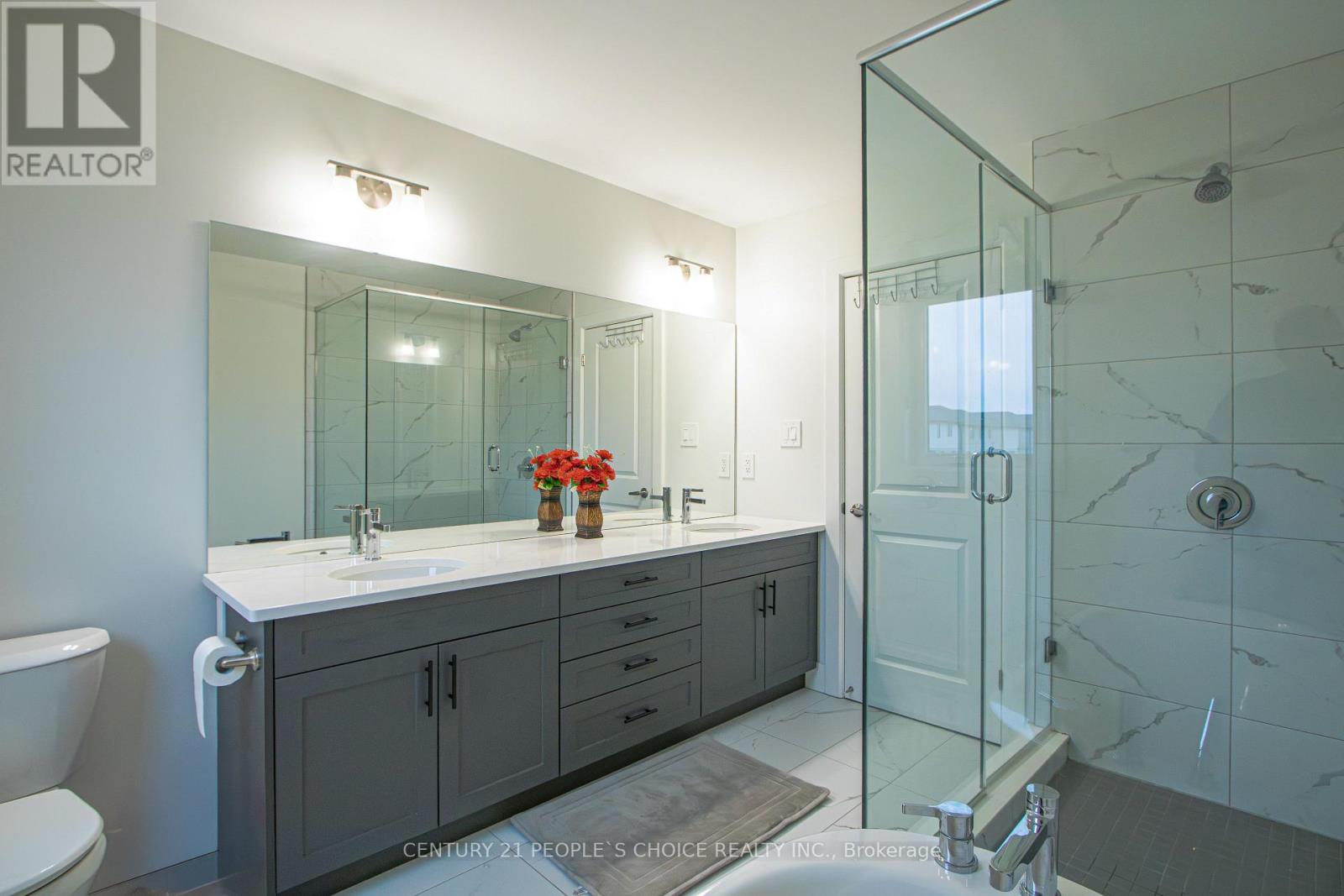 Photo 17 of 34 for 3858 Campbell Street N