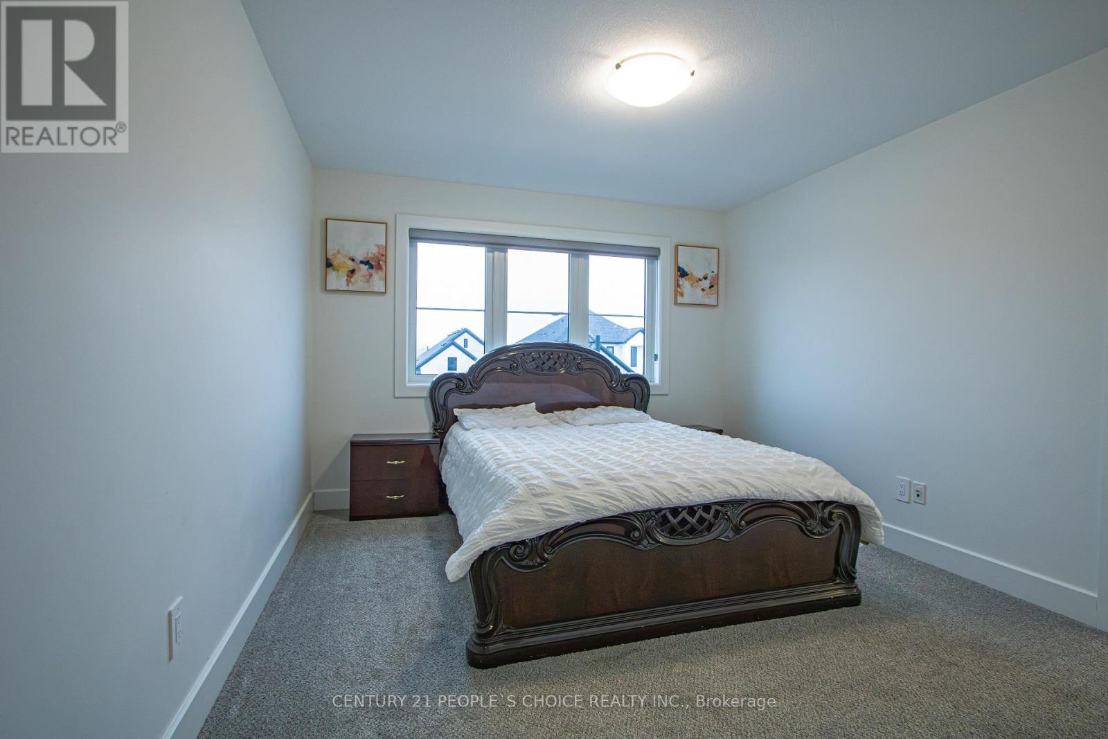 Photo 18 of 34 for 3858 Campbell Street N