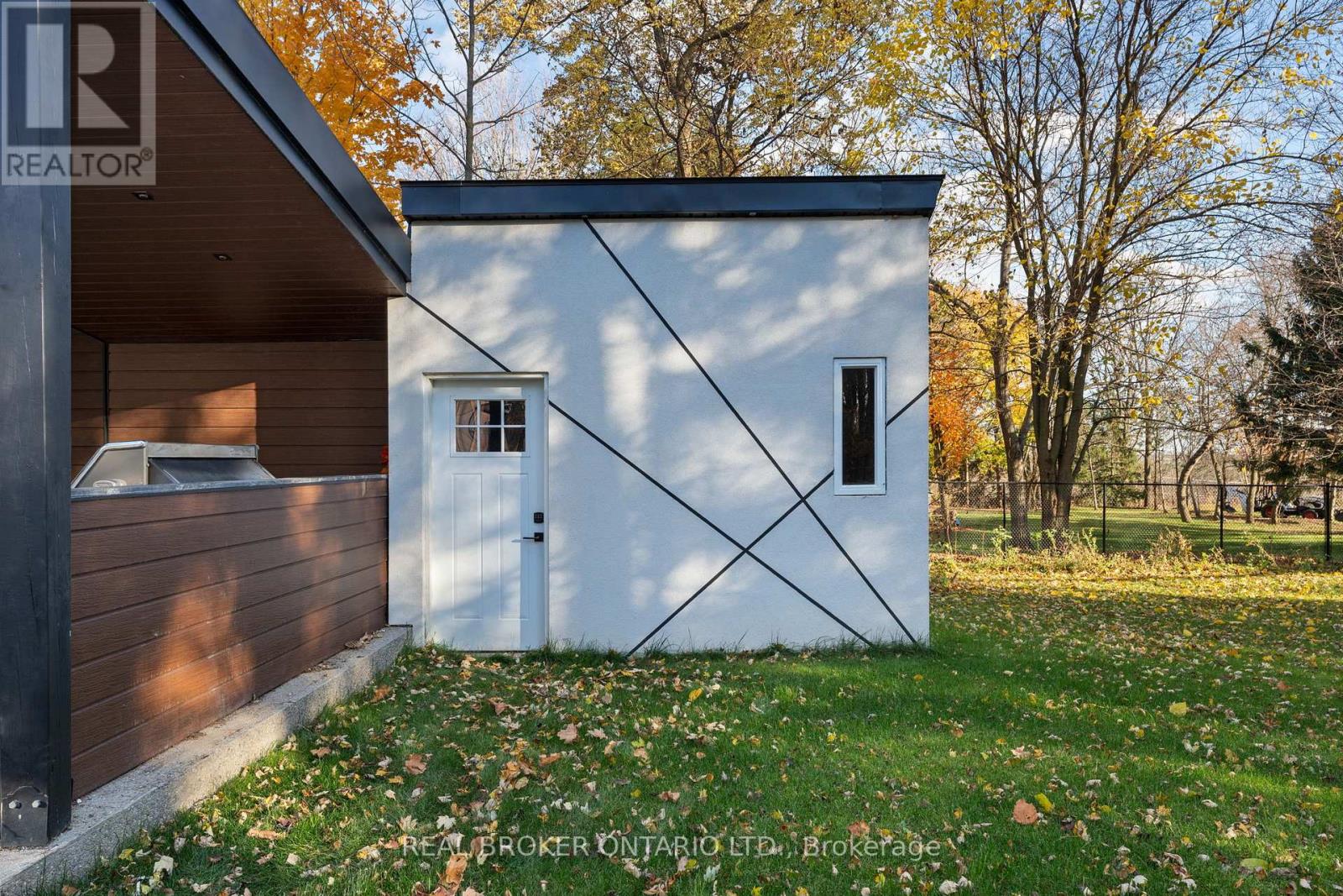 6 Campbell Farm Road, Brant, Ontario  N3T 5L6 - Photo 43 - X12923006