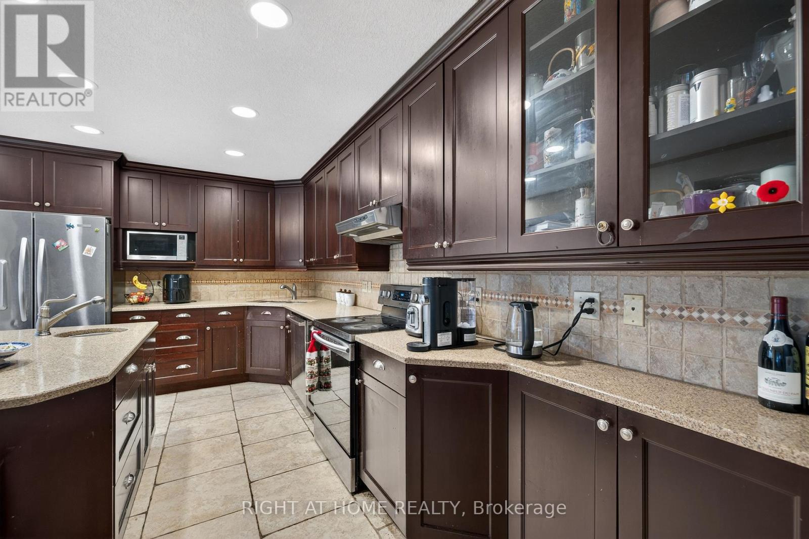 495 Jeffreybrook Close, London North, Ontario  N5X 2S5 - Photo 19 - X12923140