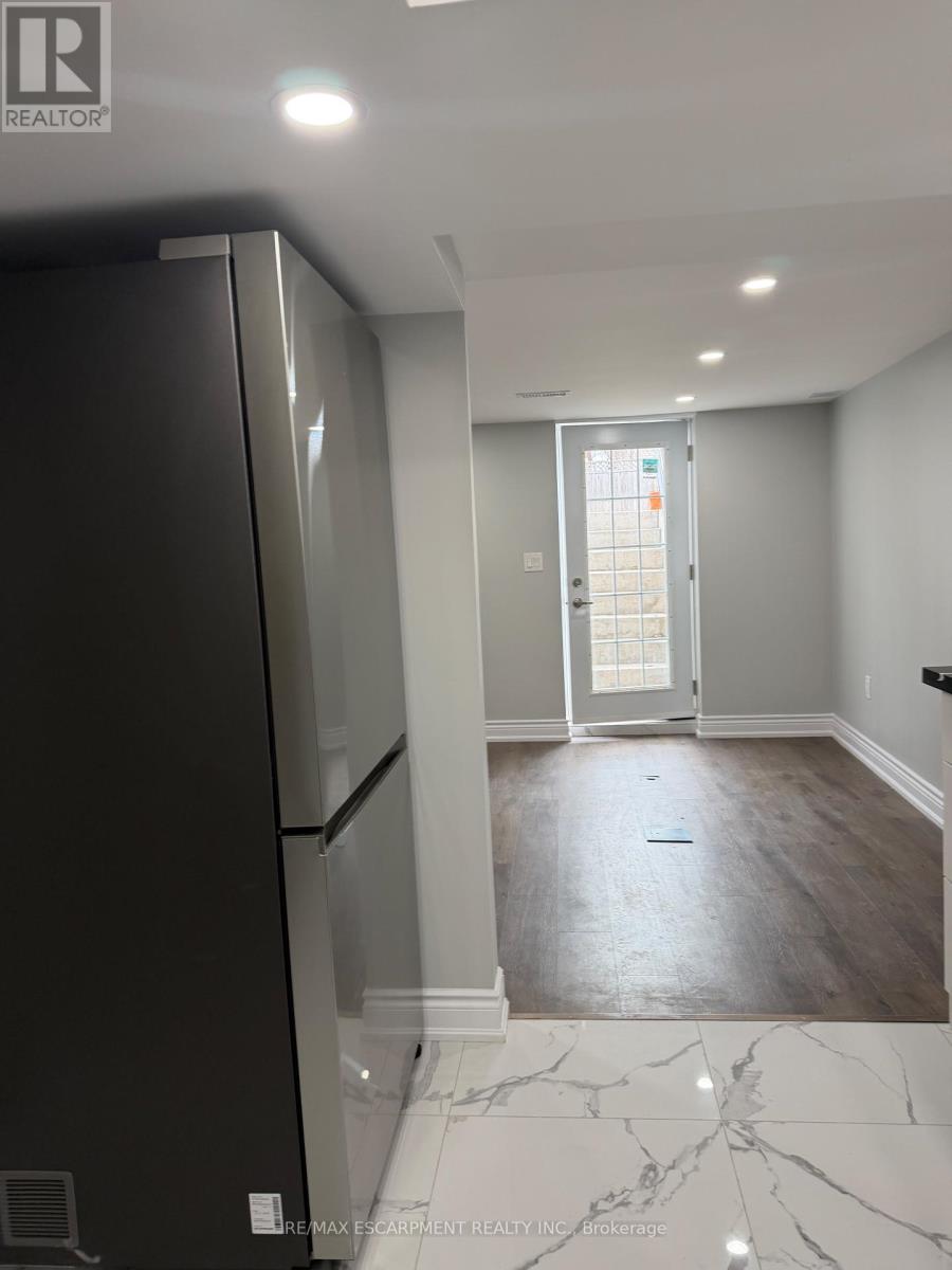 Lower - 276 Belmoral Avenue N, Hamilton, Ontario  L8L 7S4 - Photo 7 - X12923148