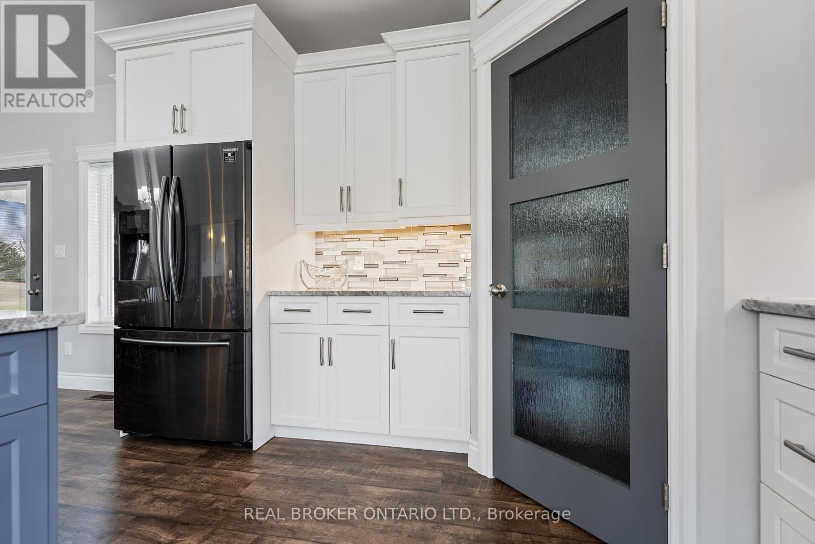 11721 Plank Road, Bayham, Ontario  N0J 1H0 - Photo 8 - X12923156