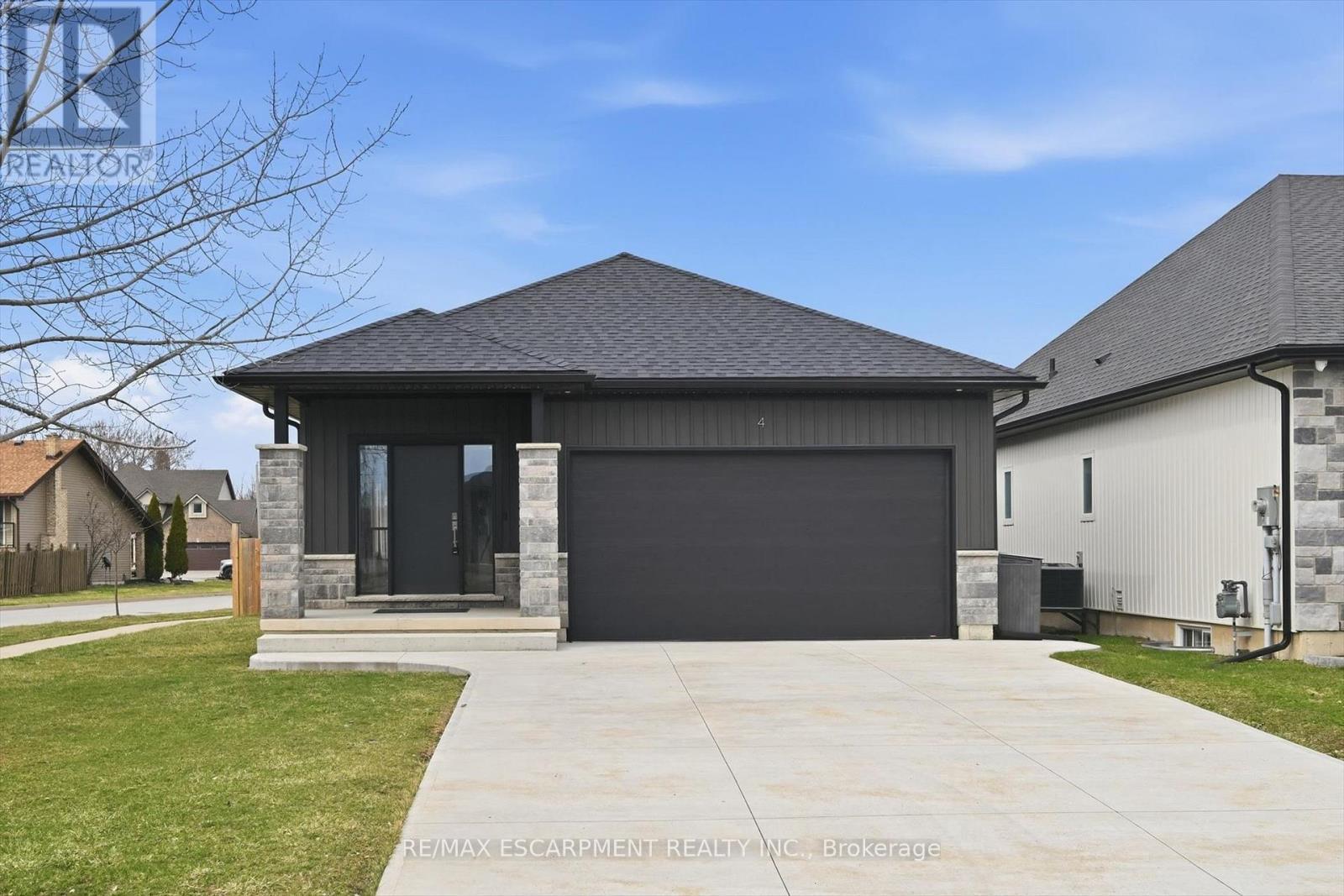 Lorem Ipsum Dol, Welland, Ontario  L3B  - Photo 1 - DEMO29518873