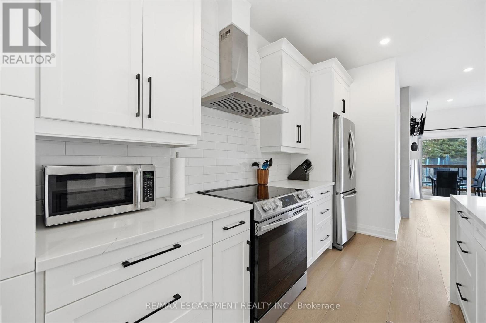 4 Harvard Court, Welland, Ontario  L3B 6E7 - Photo 15 - X12923188