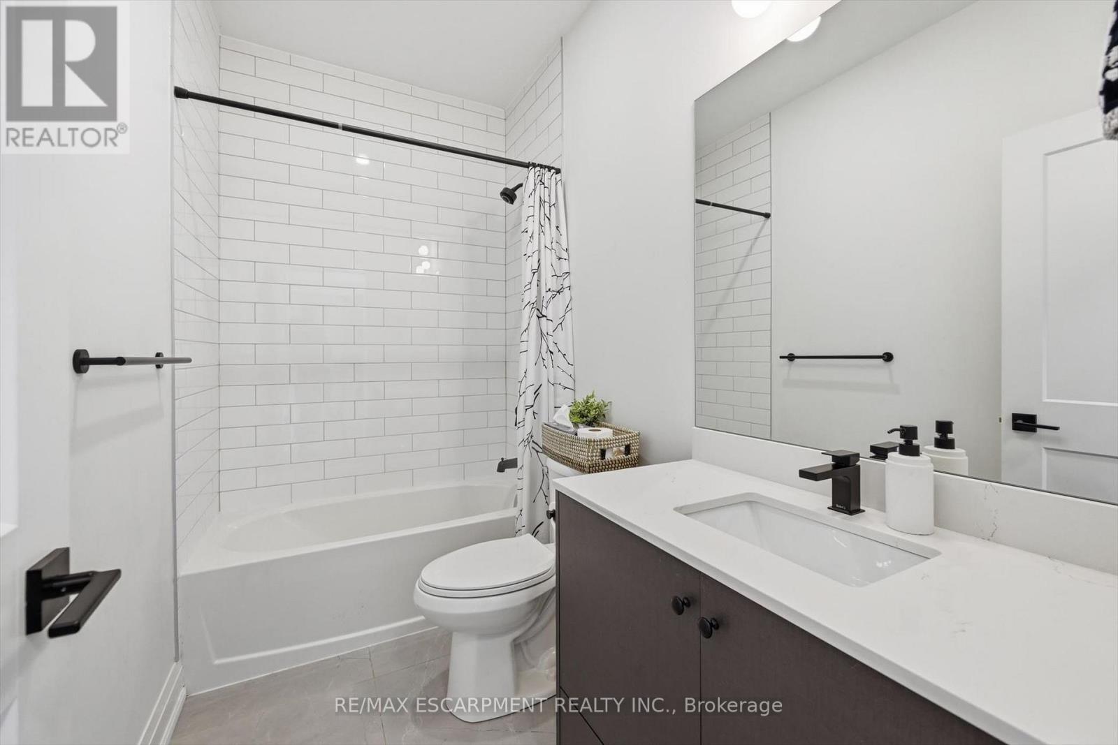 4 Harvard Court, Welland, Ontario  L3B 6E7 - Photo 28 - X12923188