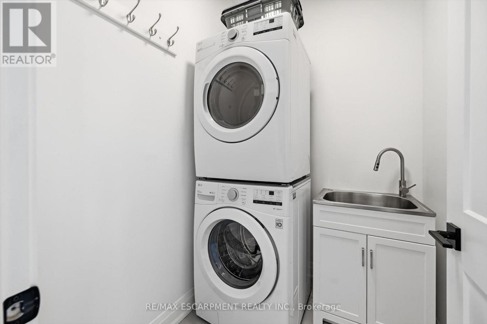 4 Harvard Court, Welland, Ontario  L3B 6E7 - Photo 29 - X12923188