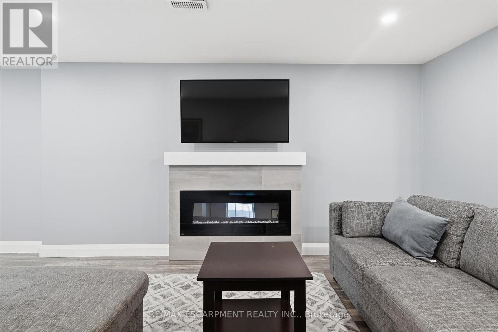 4 Harvard Court, Welland, Ontario  L3B 6E7 - Photo 37 - X12923188