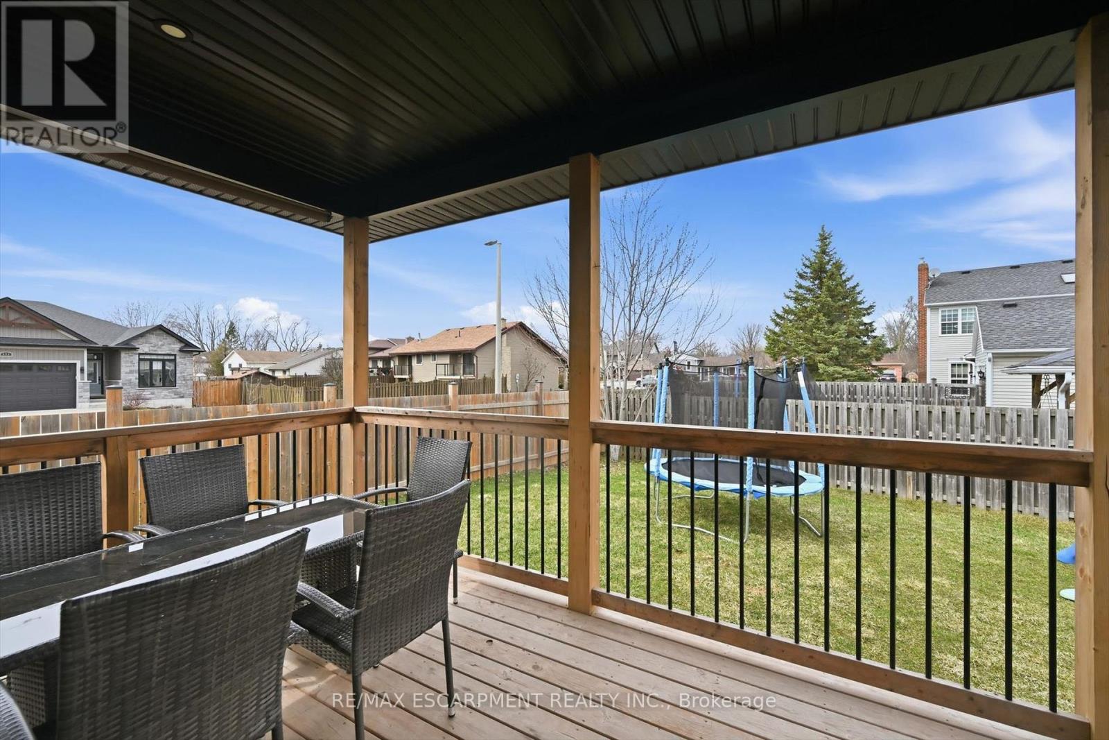 4 Harvard Court, Welland, Ontario  L3B 6E7 - Photo 49 - X12923188