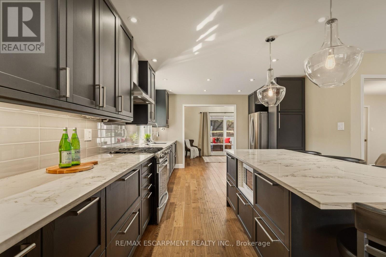 25 Linington Trail, Hamilton, Ontario  L9H 7A3 - Photo 10 - X12923216