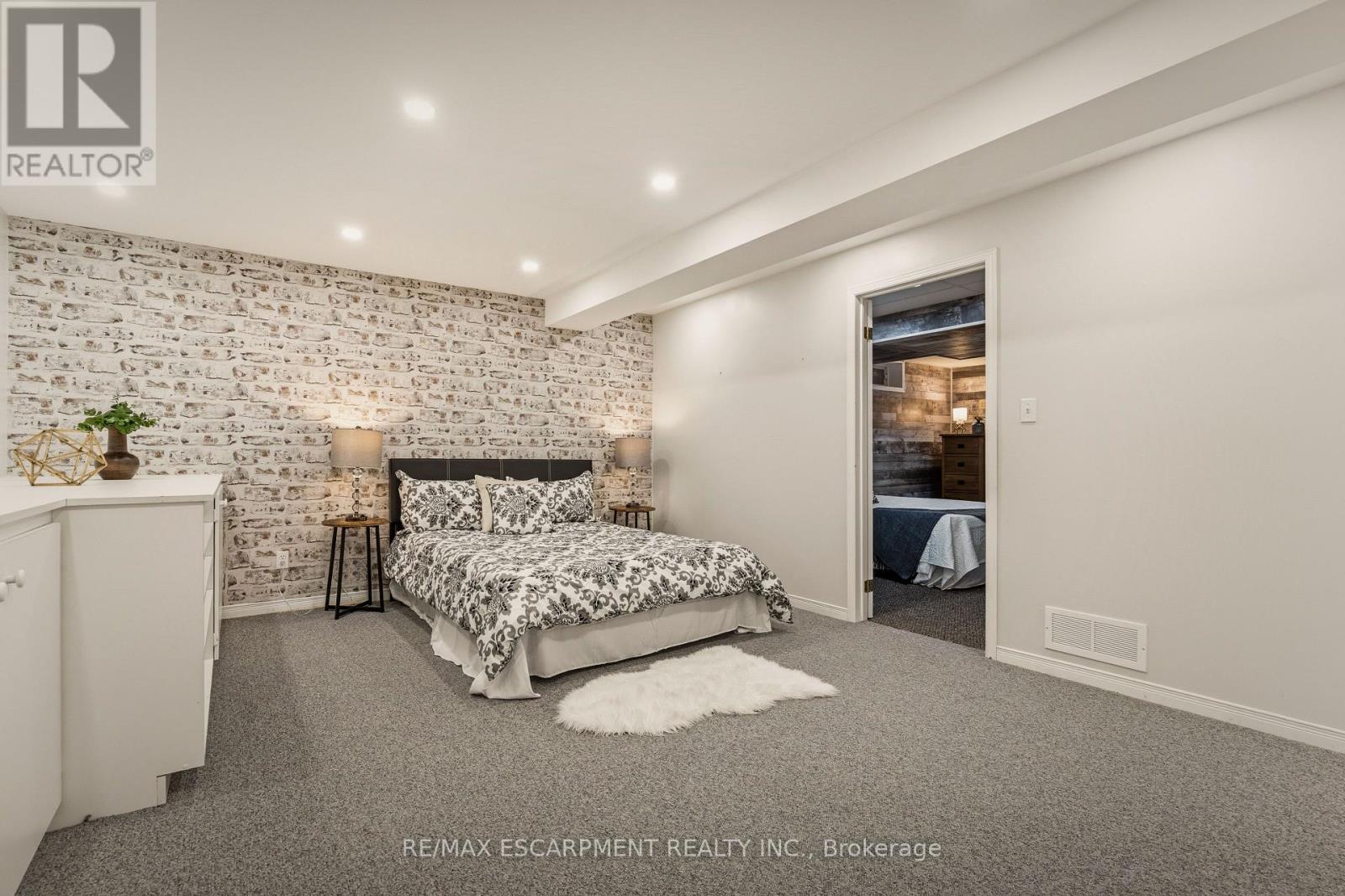 25 Linington Trail, Hamilton, Ontario  L9H 7A3 - Photo 26 - X12923216