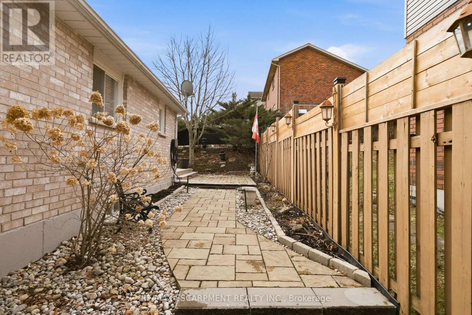 25 Linington Trail, Hamilton, Ontario  L9H 7A3 - Photo 29 - X12923216