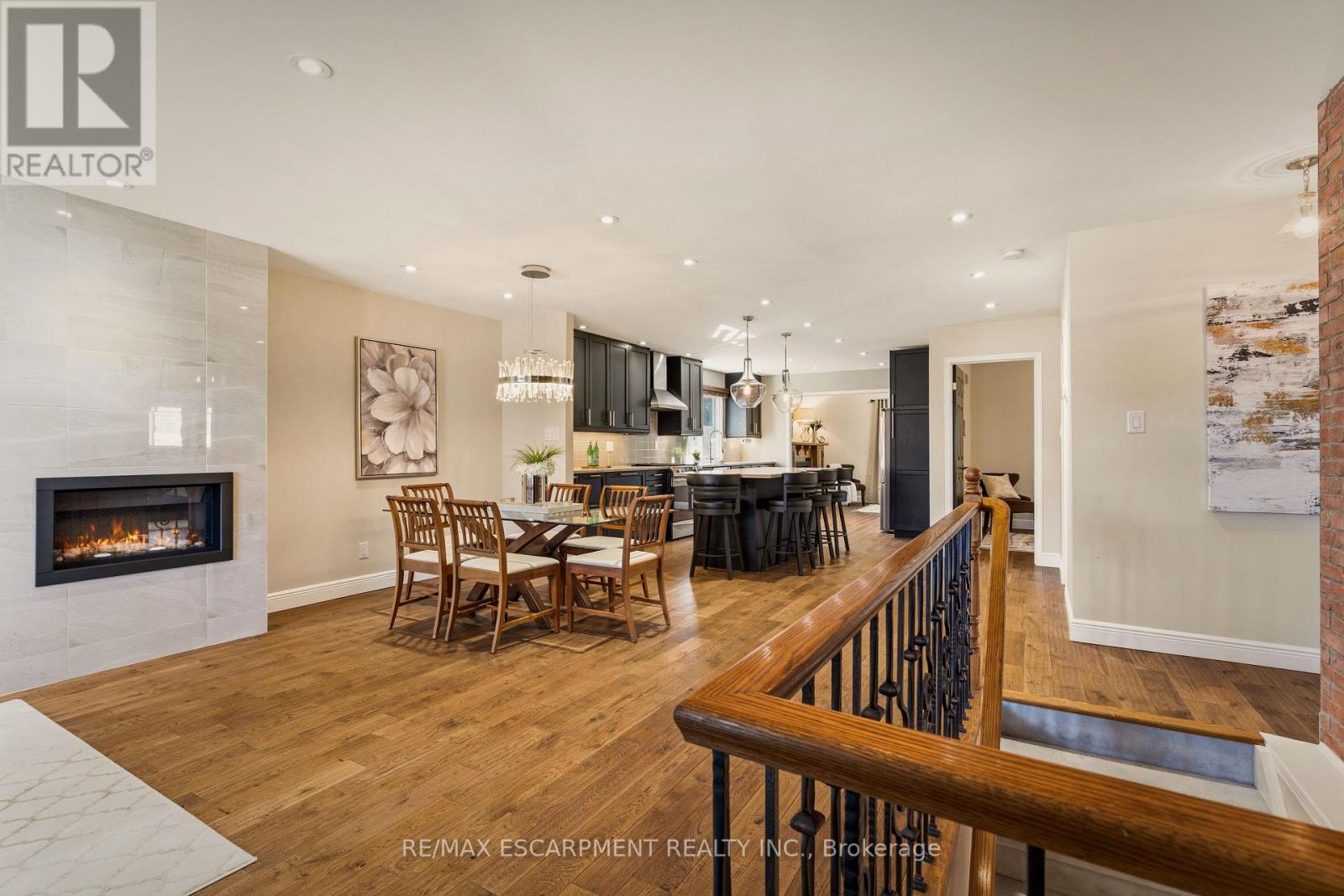 25 Linington Trail, Hamilton, Ontario  L9H 7A3 - Photo 3 - X12923216