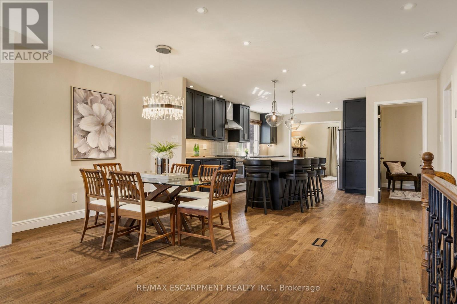 25 Linington Trail, Hamilton, Ontario  L9H 7A3 - Photo 5 - X12923216