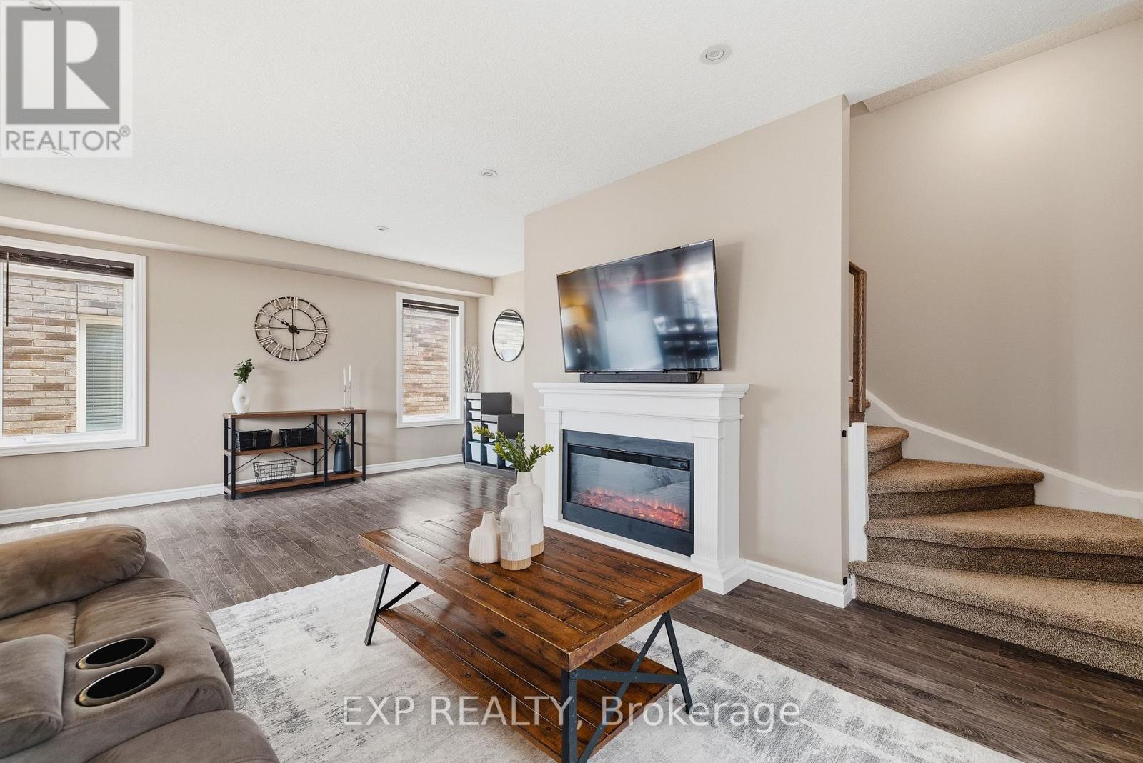 18 Mcguire Lane, Woolwich, Ontario  N3B 0B6 - Photo 10 - X12923234