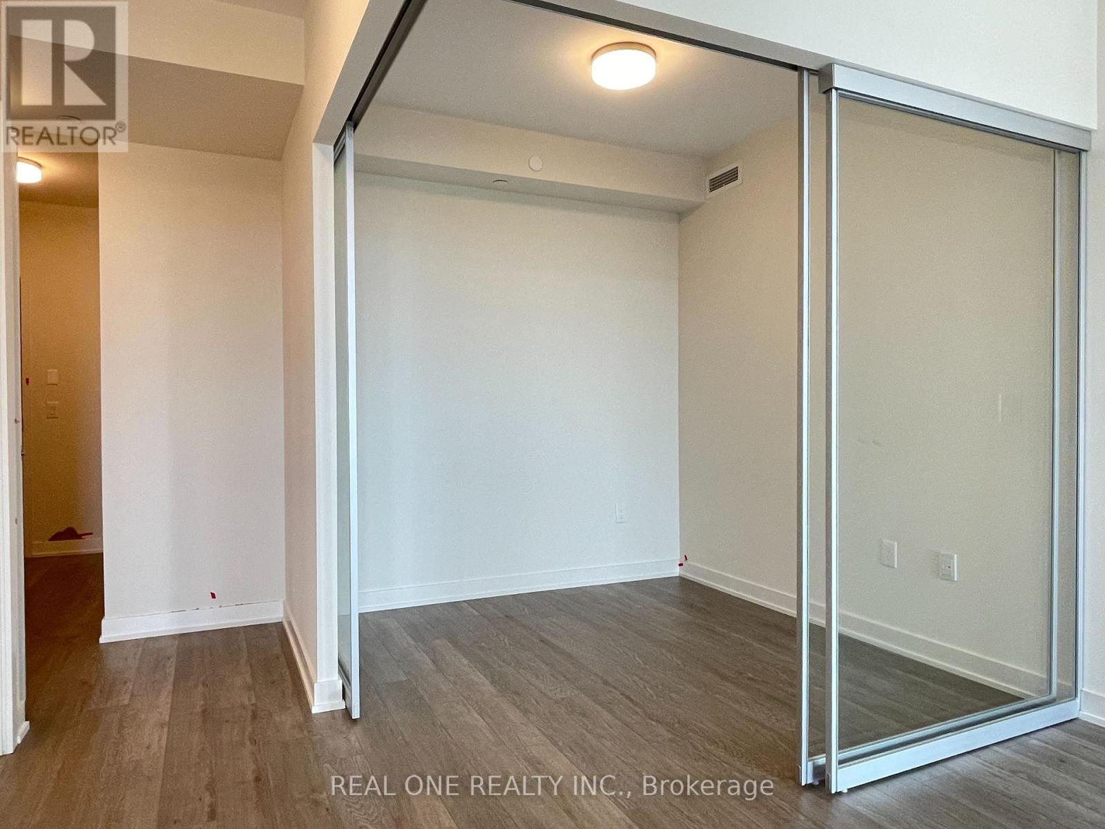 917 - 212 King William Street, Hamilton, Ontario  L8R 0A6 - Photo 18 - X12923248