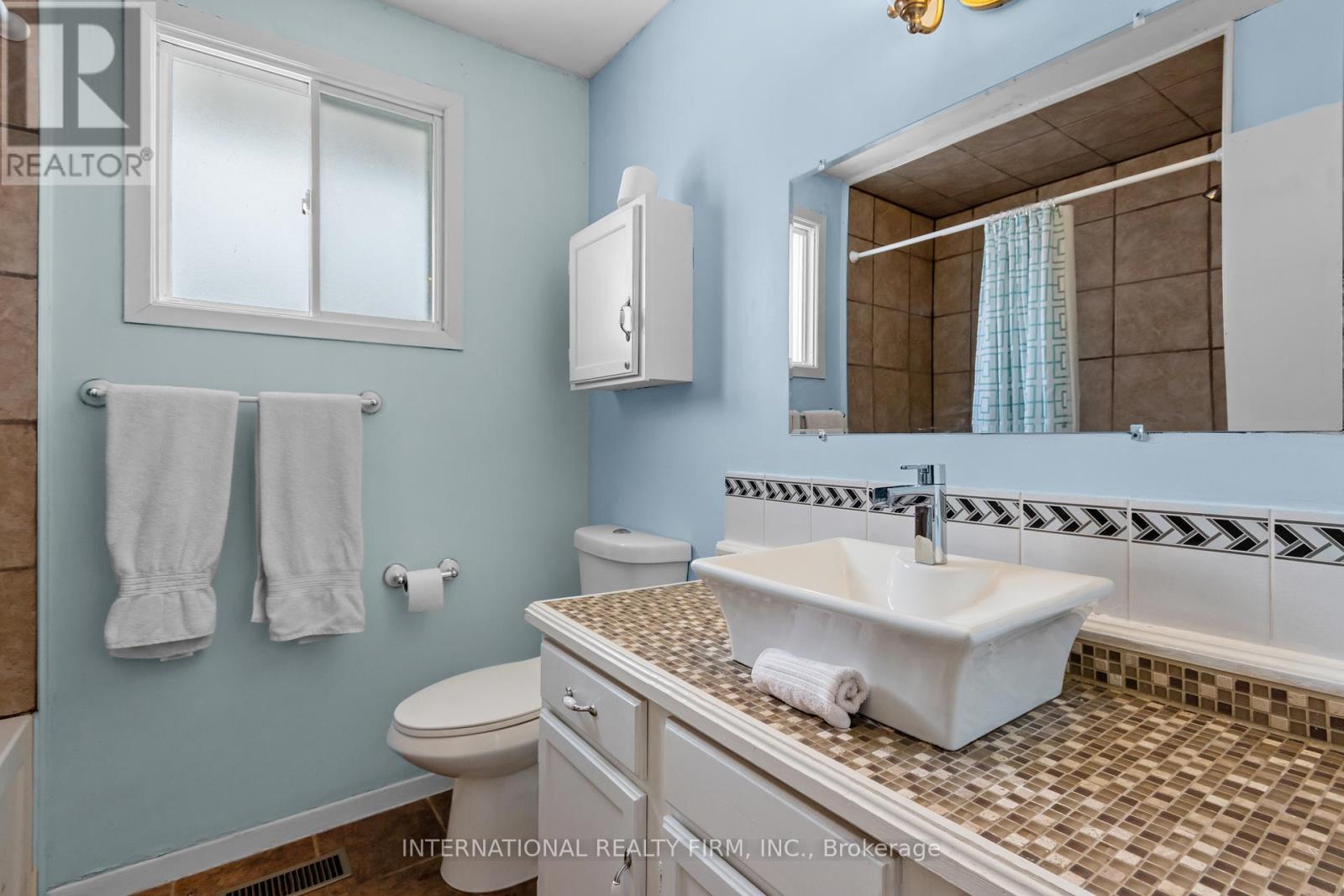 148 Calderwood Drive, Kingston, Ontario  K7M 6M3 - Photo 16 - X12923290