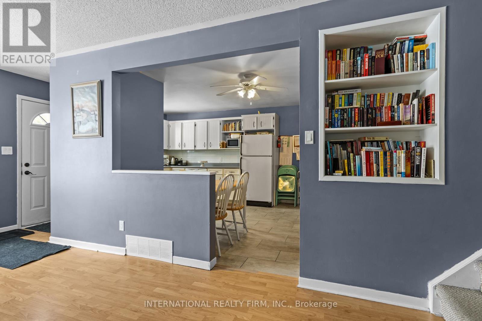 148 Calderwood Drive, Kingston, Ontario  K7M 6M3 - Photo 9 - X12923290