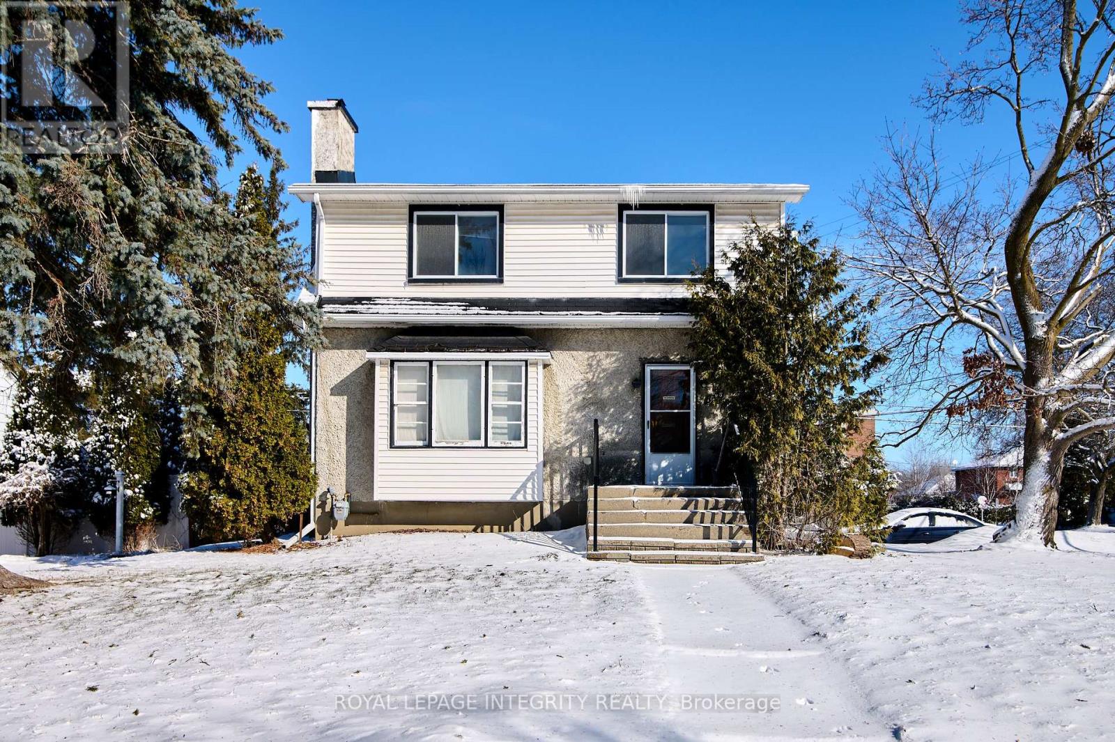 1085 Richard Avenue, Ottawa, Ontario  K1H 8C3 - Photo 3 - X12889182