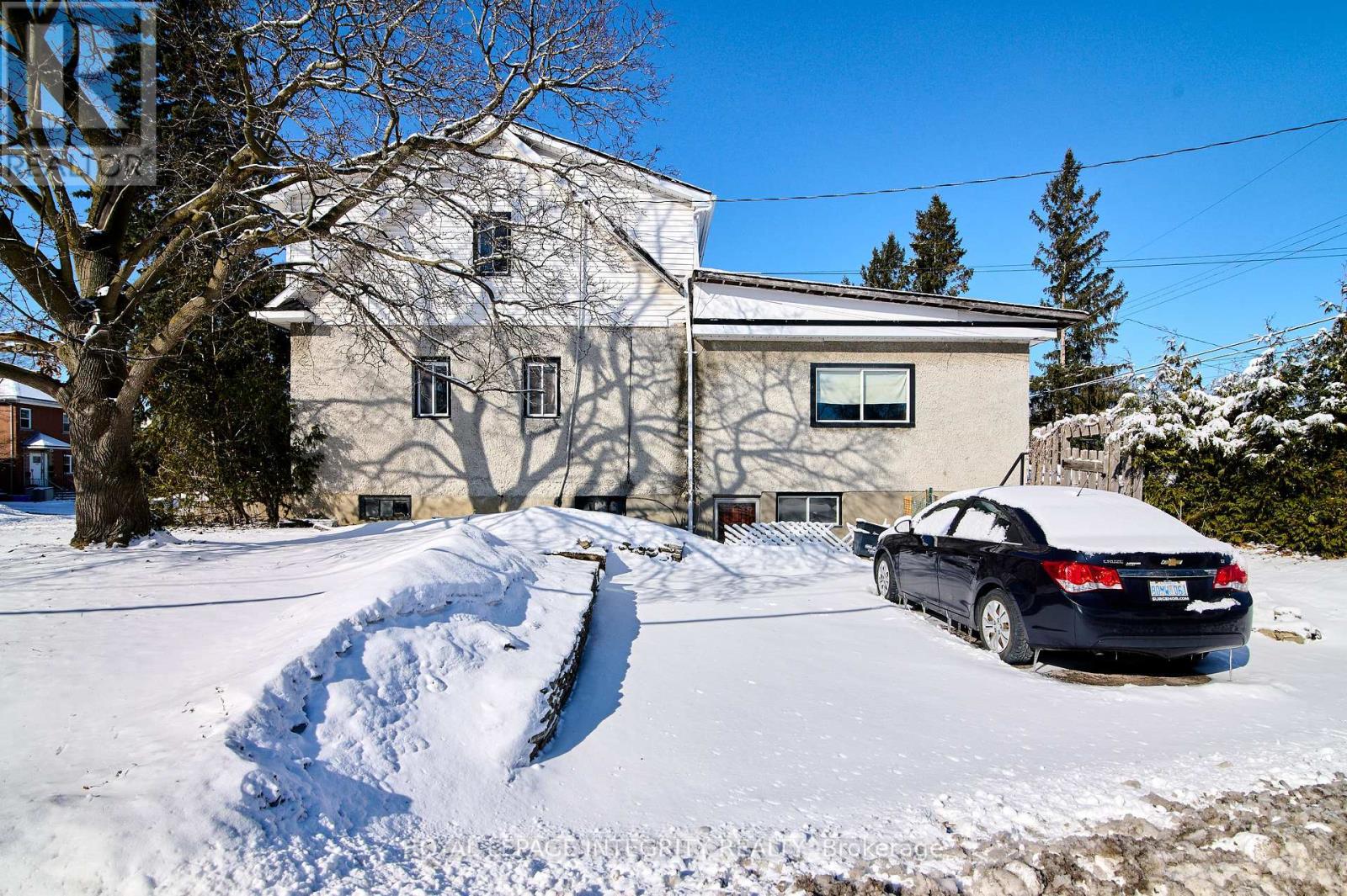 1085 Richard Avenue, Ottawa, Ontario  K1H 8C3 - Photo 6 - X12889182