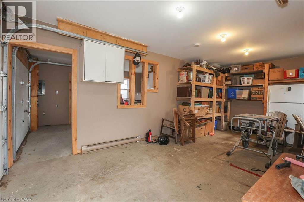 15 Adelaide Street, Grimsby, Ontario  L3M 1X2 - Photo 28 - 40811766