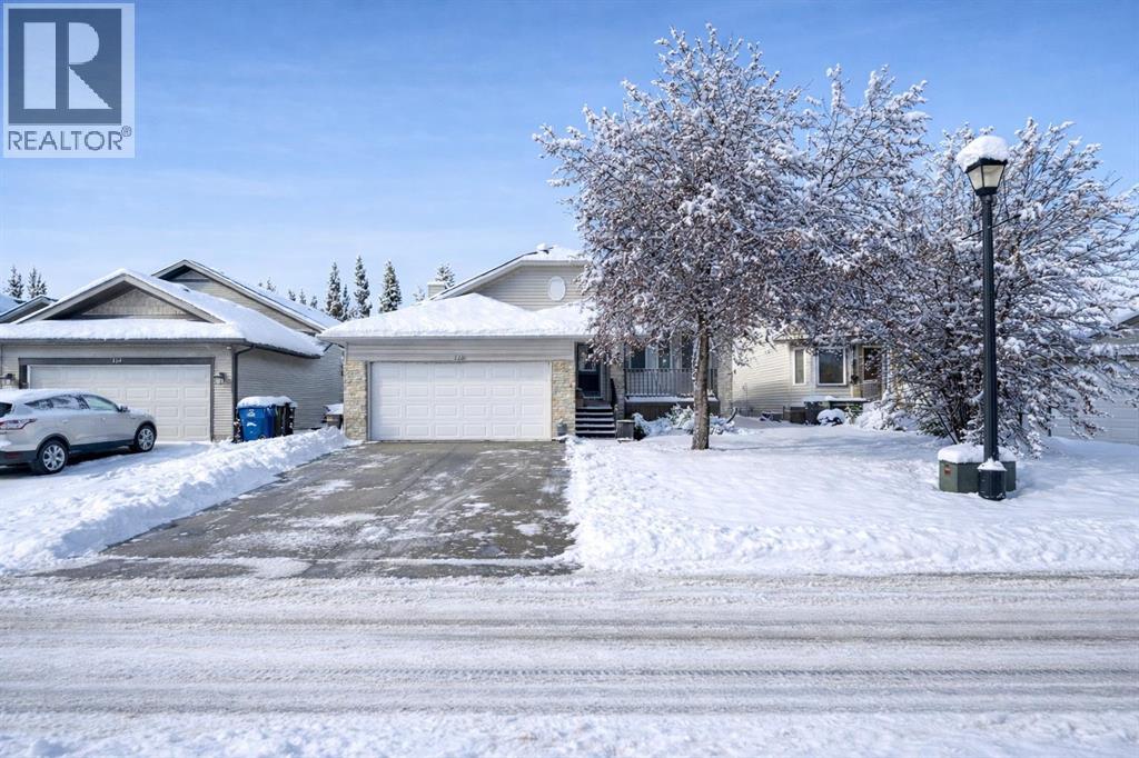 110 West Lakeview Crescent, Chestermere, Alberta  T1X 1P0 - Photo 3 - A2283487