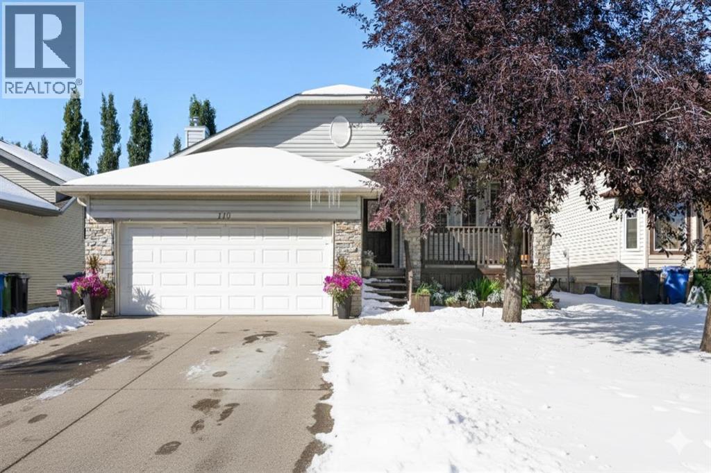 110 West Lakeview Crescent, Chestermere, Alberta  T1X 1P0 - Photo 2 - A2283487