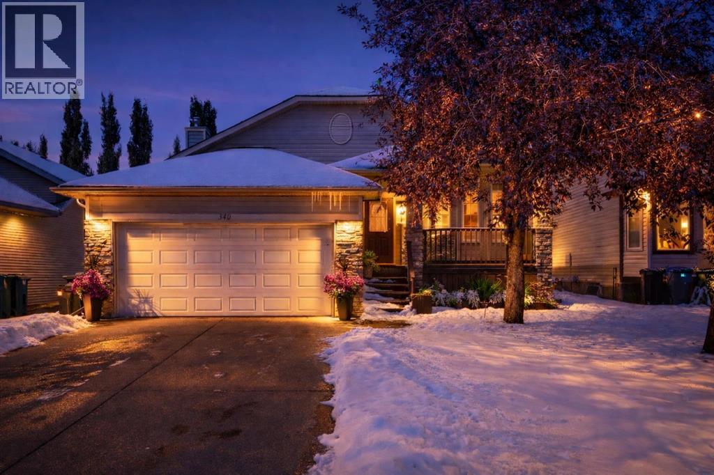 110 West Lakeview Crescent, Chestermere, Alberta  T1X 1P0 - Photo 1 - A2283487