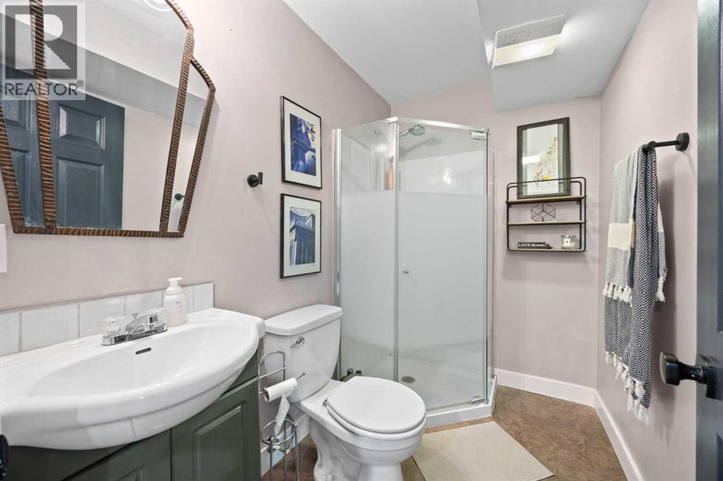 110 West Lakeview Crescent, Chestermere, Alberta  T1X 1P0 - Photo 46 - A2283487