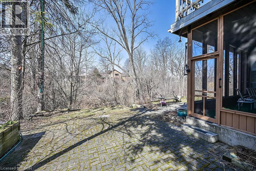 9 Daleview Court, Hamilton, Ontario  L8S 3L9 - Photo 43 - 40792294