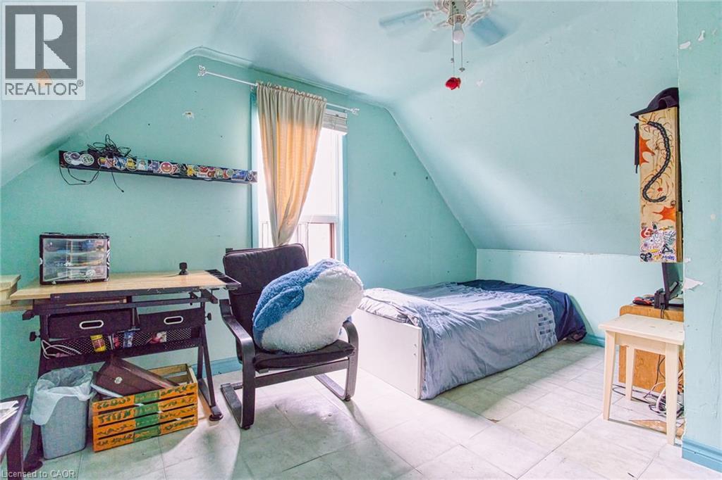 145 Albany Avenue, Hamilton, Ontario  L8H 2H7 - Photo 17 - 40815002