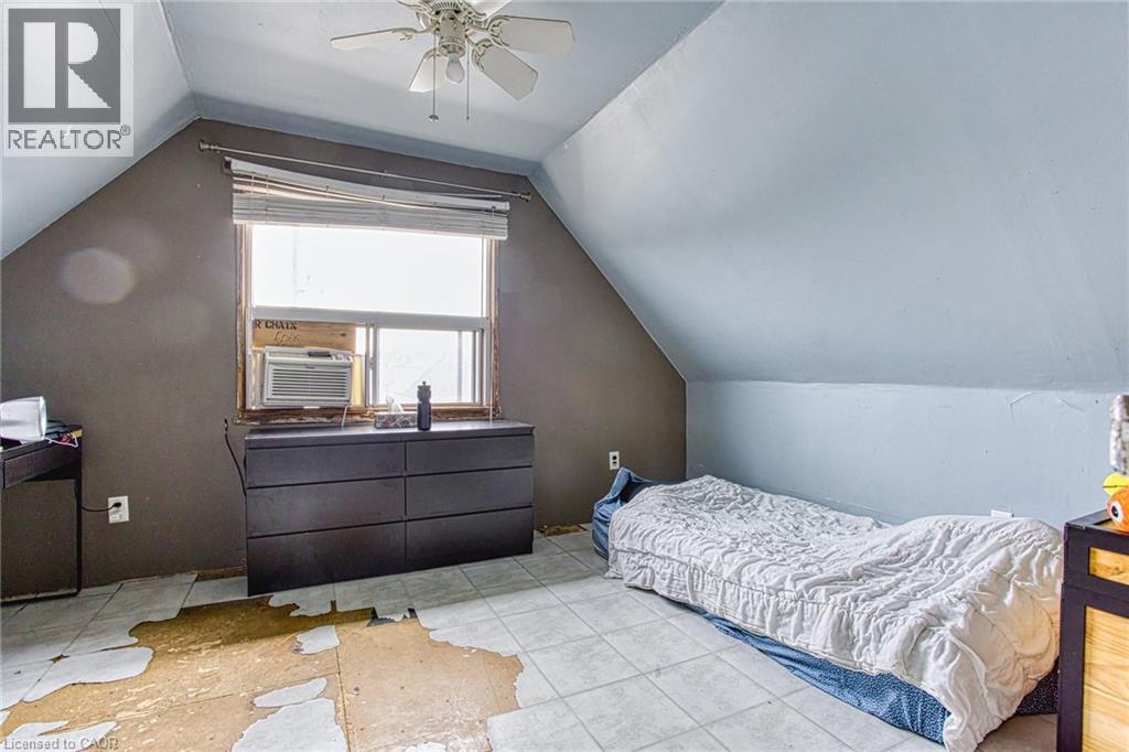 145 Albany Avenue, Hamilton, Ontario  L8H 2H7 - Photo 18 - 40815002