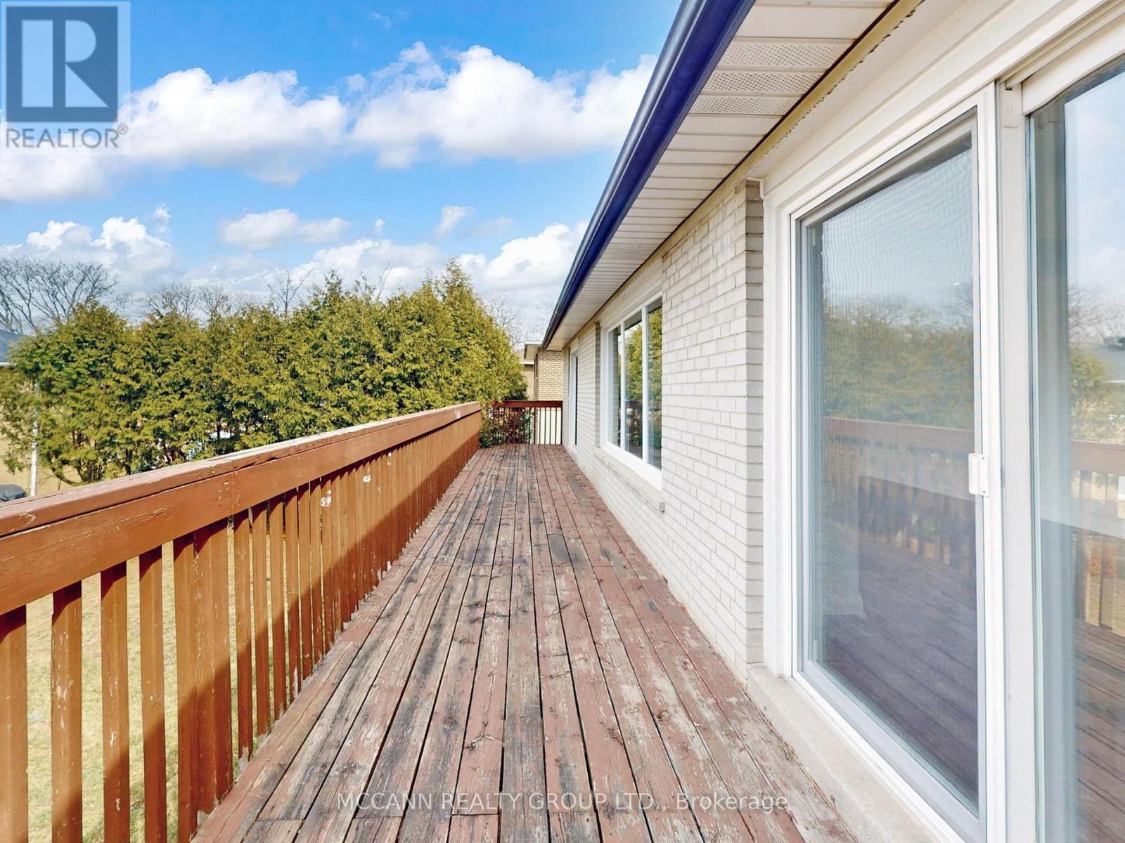 65 Bellbury Crescent, Toronto, Ontario  M2J 2J9 - Photo 18 - C12822560