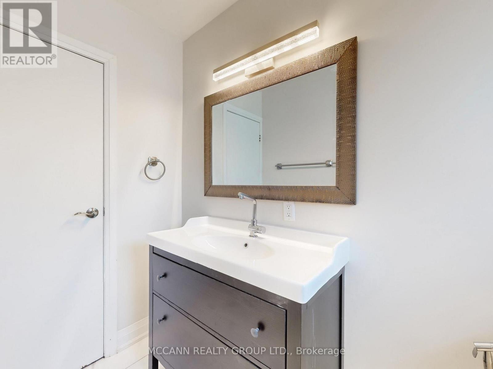 65 Bellbury Crescent, Toronto, Ontario  M2J 2J9 - Photo 19 - C12822560