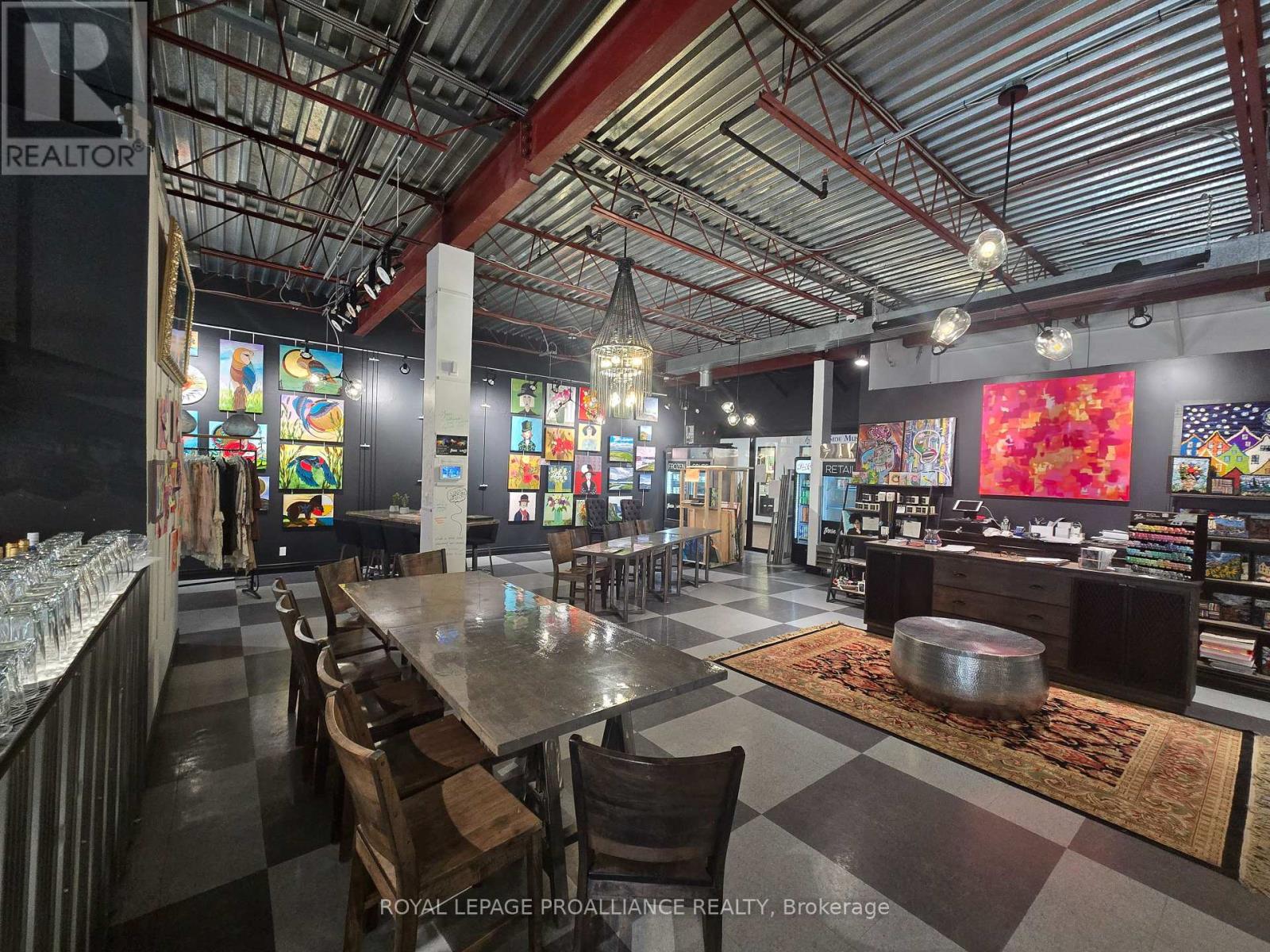 113 - 22 Front Street, Quinte West, Ontario  K8V 3P1 - Photo 2 - X12910060