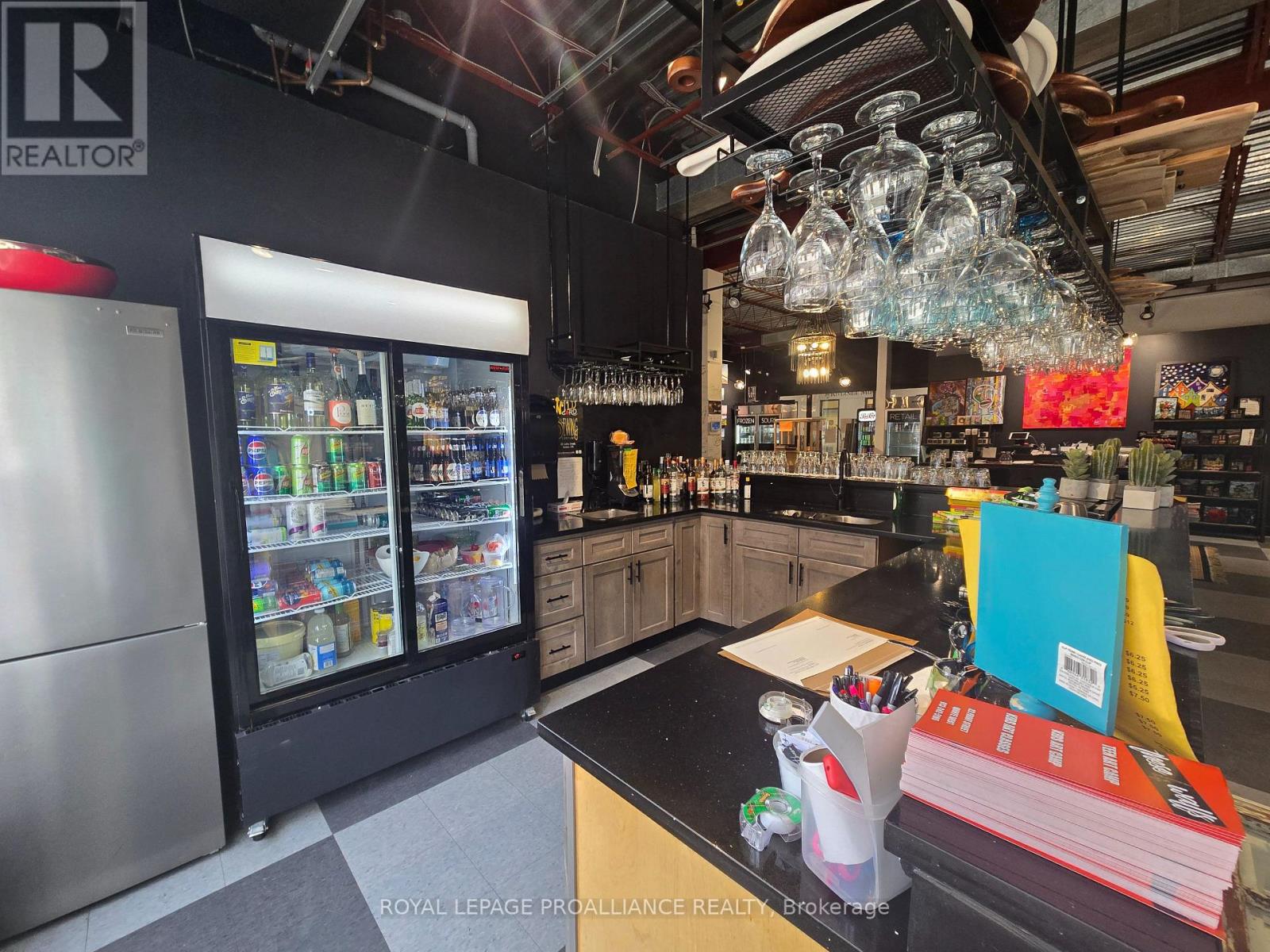 113 - 22 Front Street, Quinte West, Ontario  K8V 3P1 - Photo 4 - X12910060