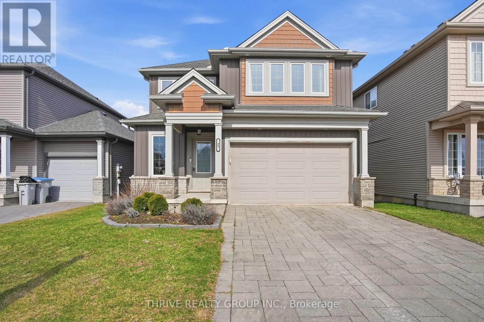 33 Abbott Street, Strathroy-Caradoc, Ontario  N7G 0B6 - Photo 1 - X12908522