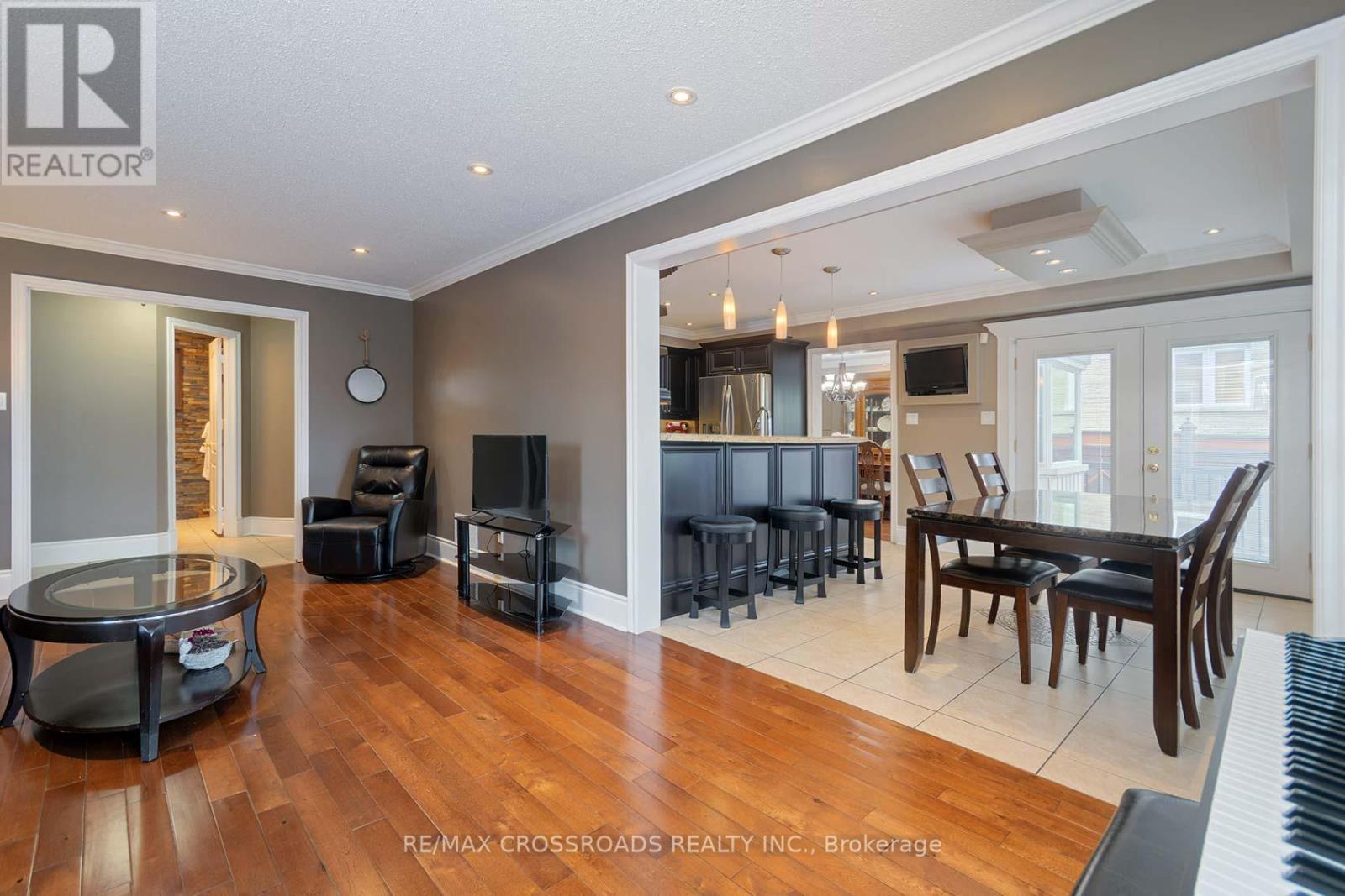 1703 Rockwood Drive, Pickering, Ontario  L1V 6R3 - Photo 17 - E12920608