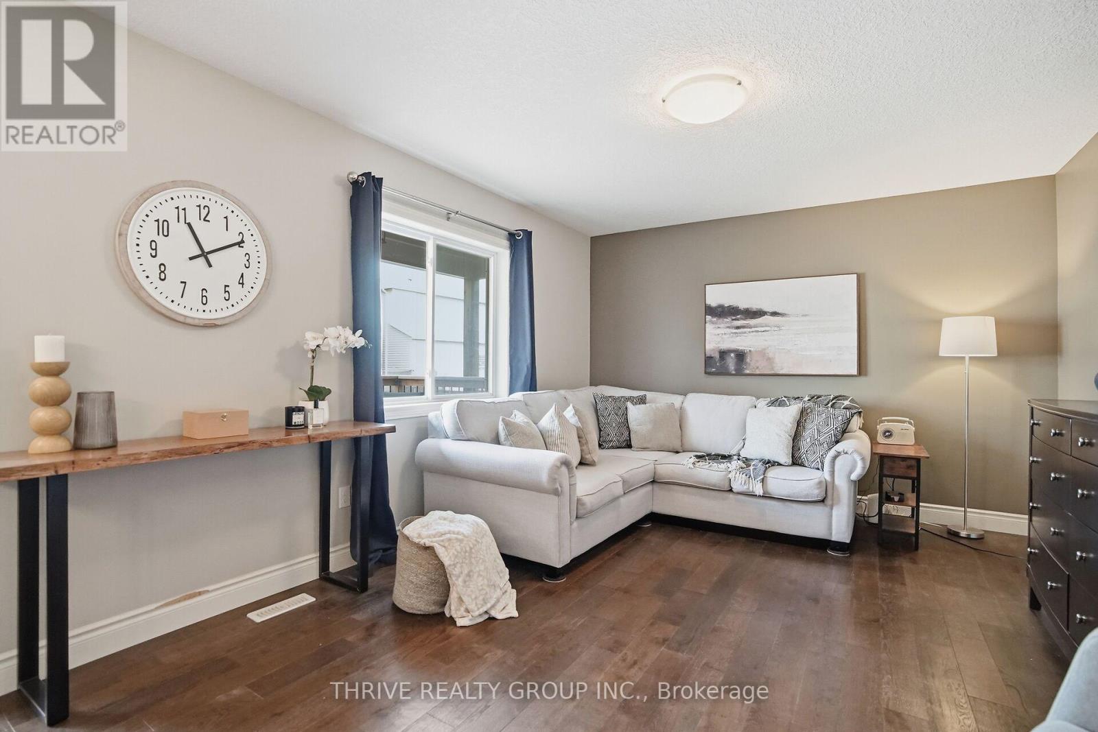 33 Abbott Street, Strathroy-Caradoc, Ontario  N7G 0B6 - Photo 18 - X12908522