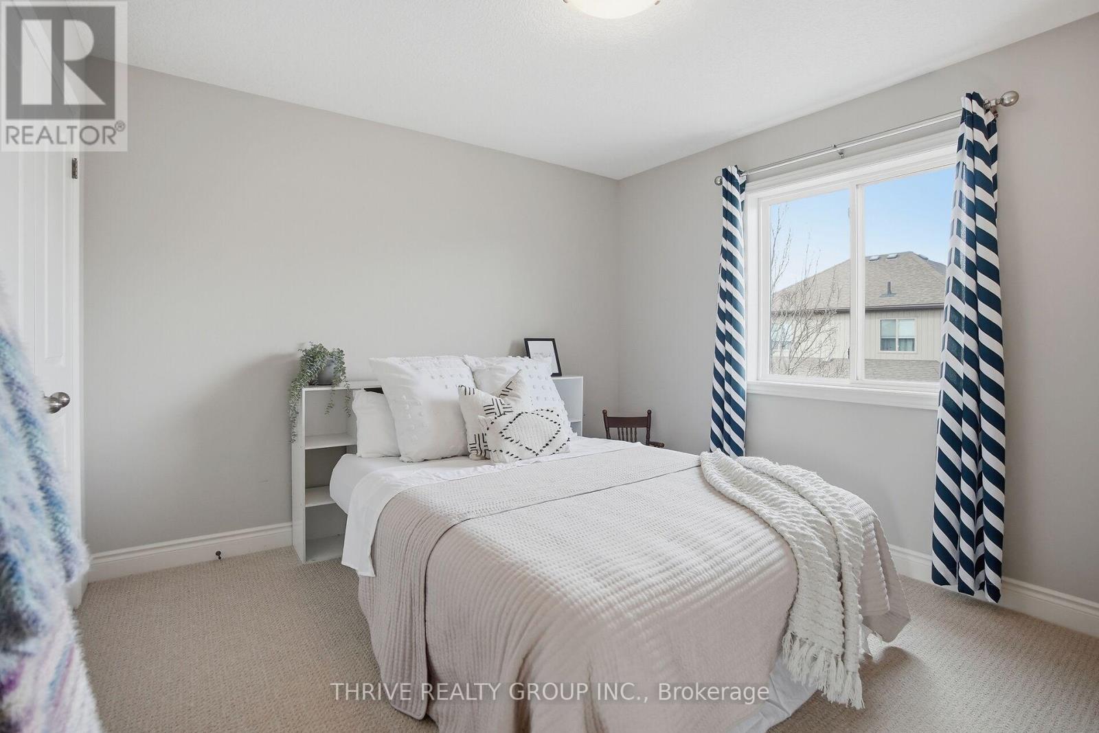 33 Abbott Street, Strathroy-Caradoc, Ontario  N7G 0B6 - Photo 25 - X12908522