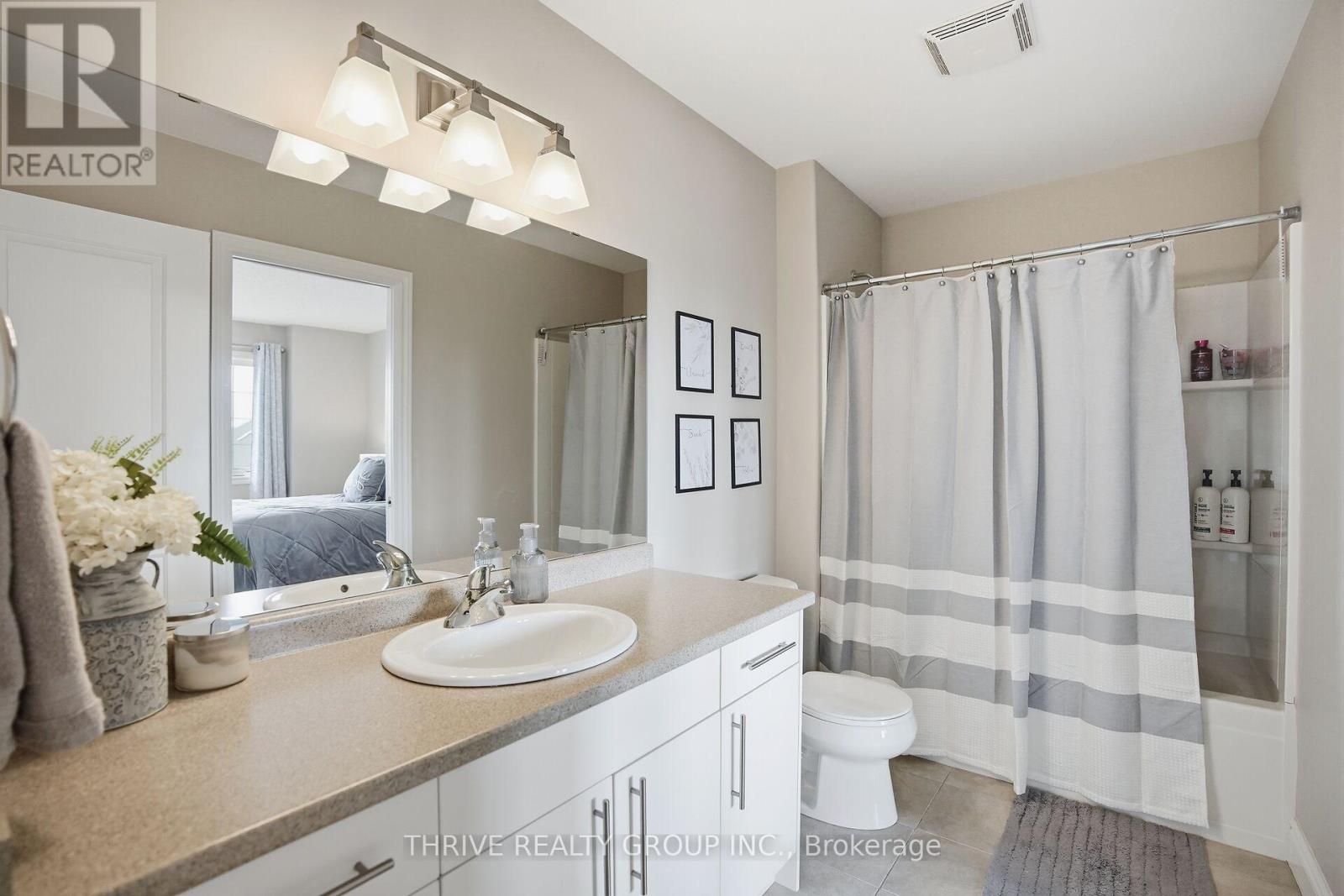 33 Abbott Street, Strathroy-Caradoc, Ontario  N7G 0B6 - Photo 28 - X12908522