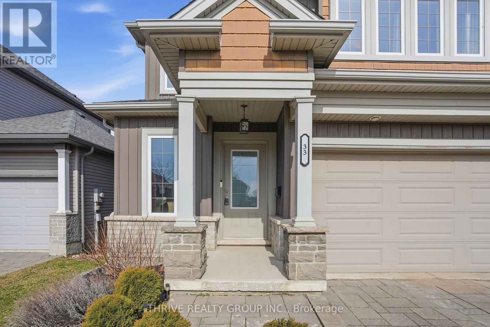 33 Abbott Street, Strathroy-Caradoc, Ontario  N7G 0B6 - Photo 5 - X12908522