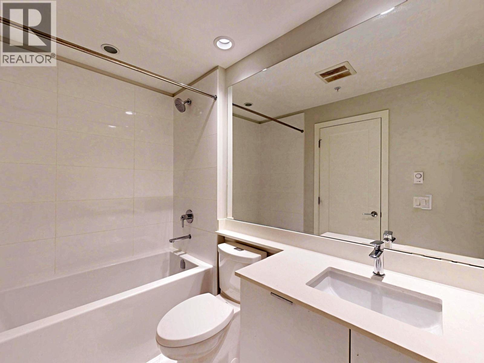 208 615 Cottonwood Avenue, Coquitlam, British Columbia  V3J 2S5 - Photo 13 - R3103873