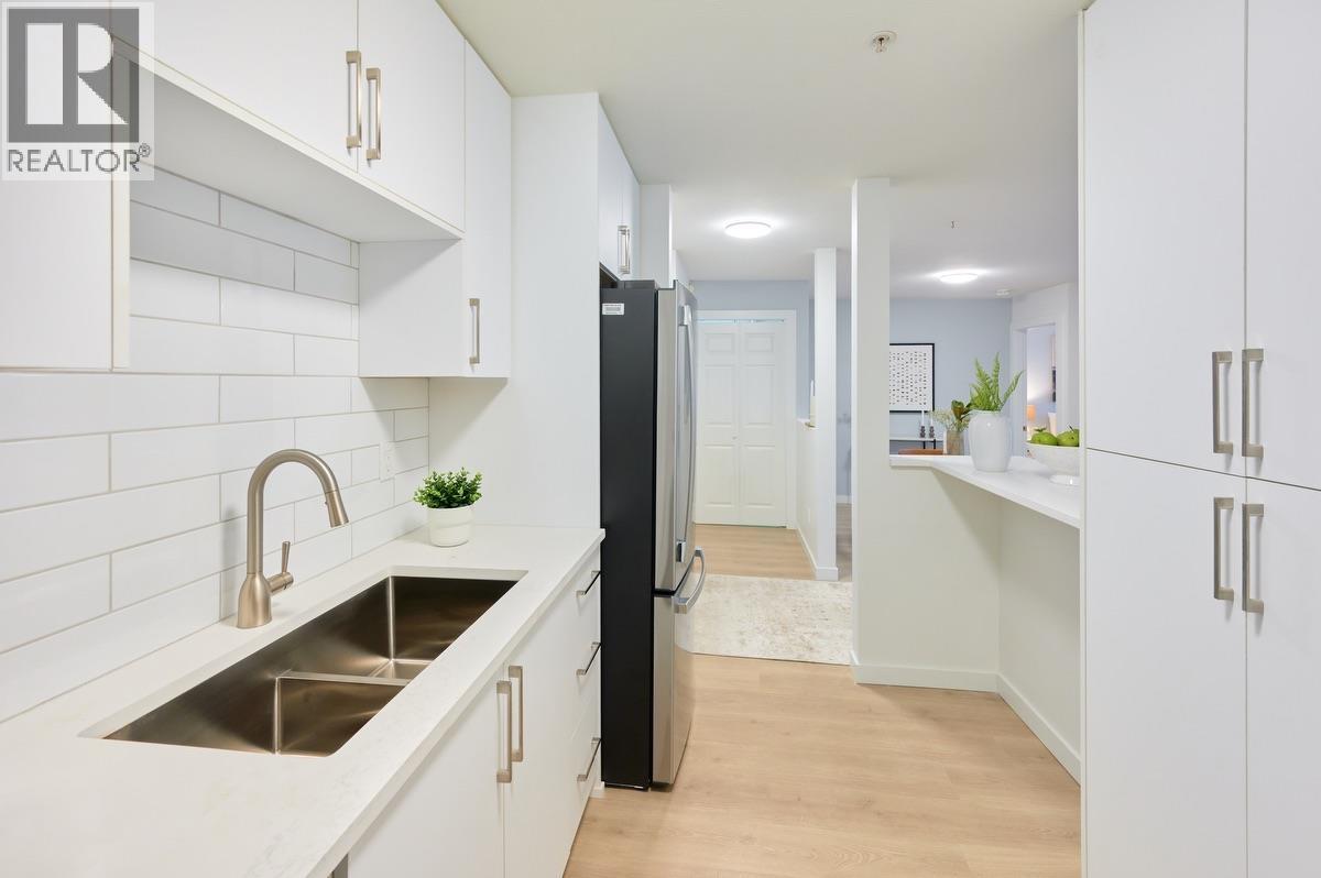 313 855 W 16th Street, North Vancouver, British Columbia  V7P 1R2 - Photo 11 - R3103877