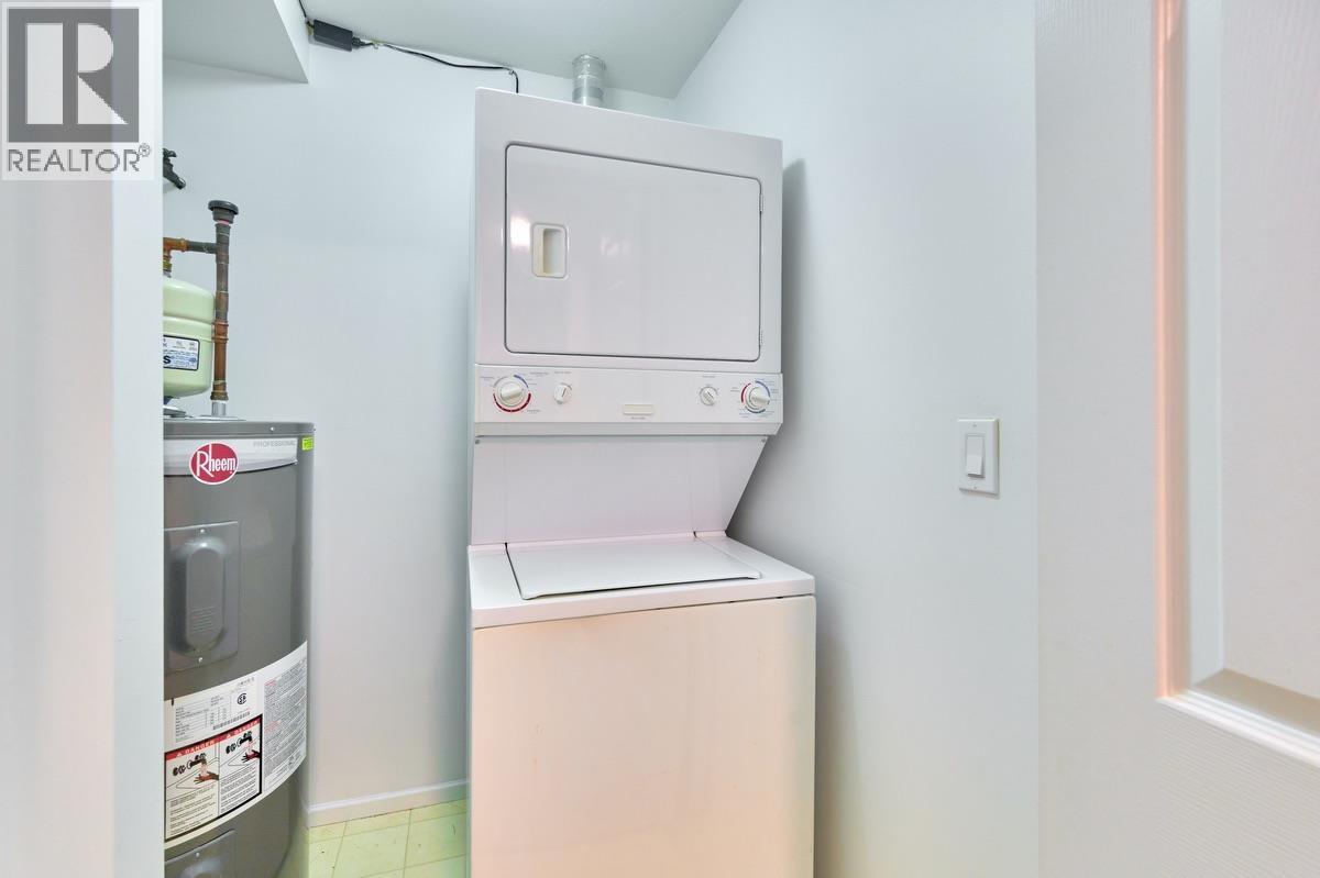 313 855 W 16th Street, North Vancouver, British Columbia  V7P 1R2 - Photo 19 - R3103877